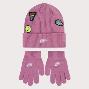 Nike Patch Beanie & Gloves Set