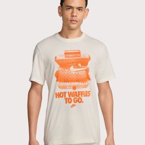 Nike Sportswear Tee