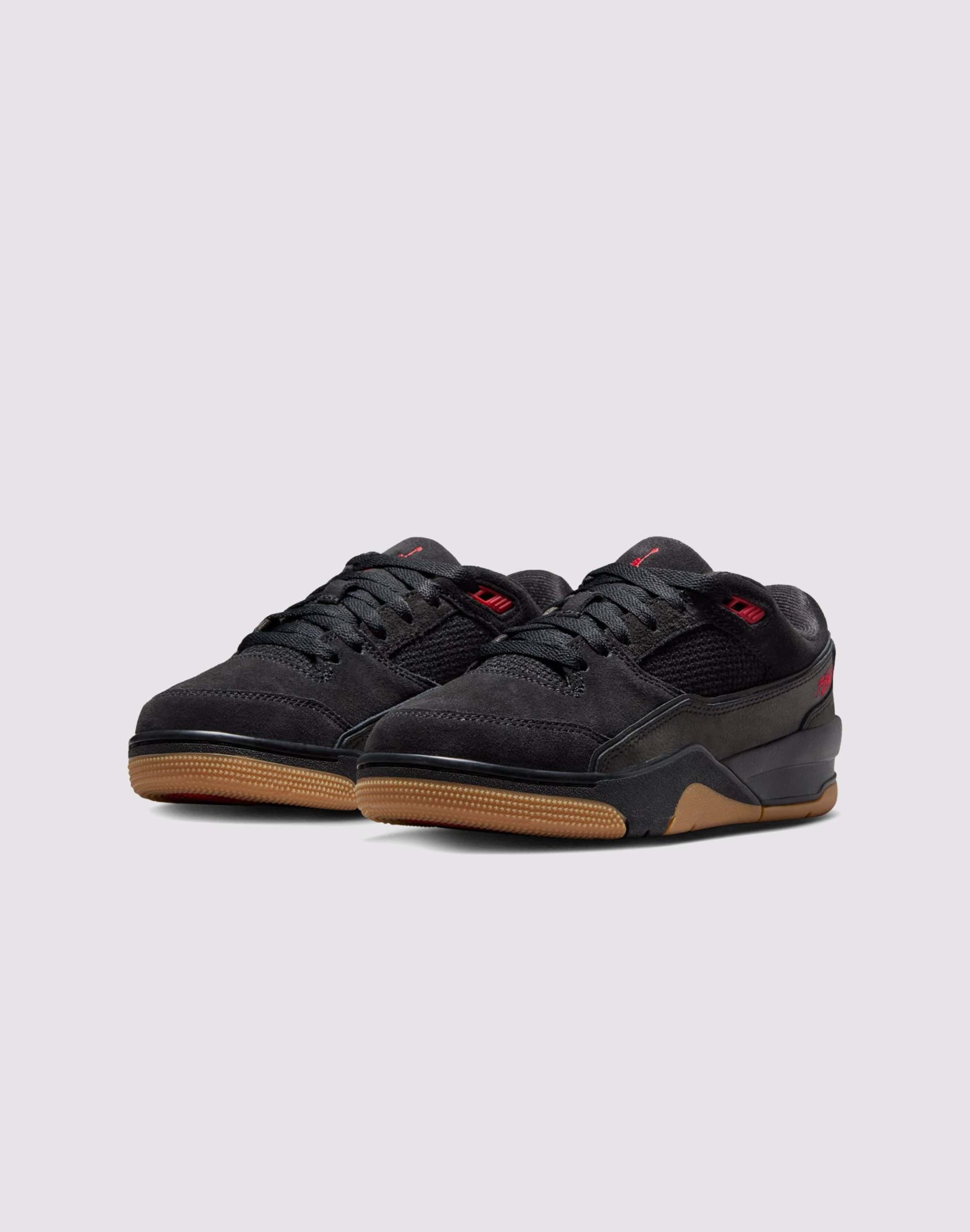 Jordan Flight Court Grade School Boys' Black/Varsity Red/Gum Med Brown Shoe - Image 2