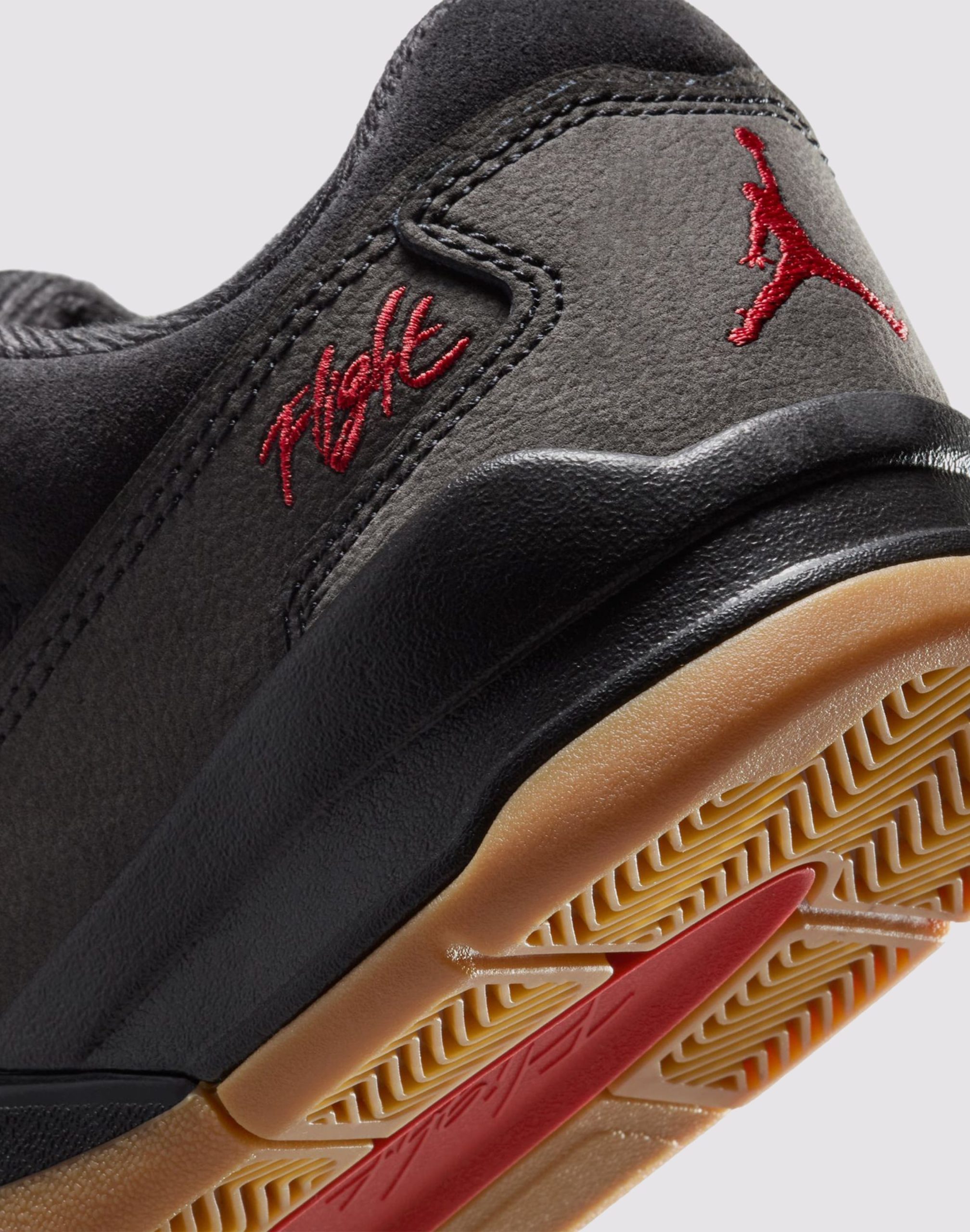Jordan Flight Court Grade School Boys' Black/Varsity Red/Gum Med Brown Shoe - Image 7