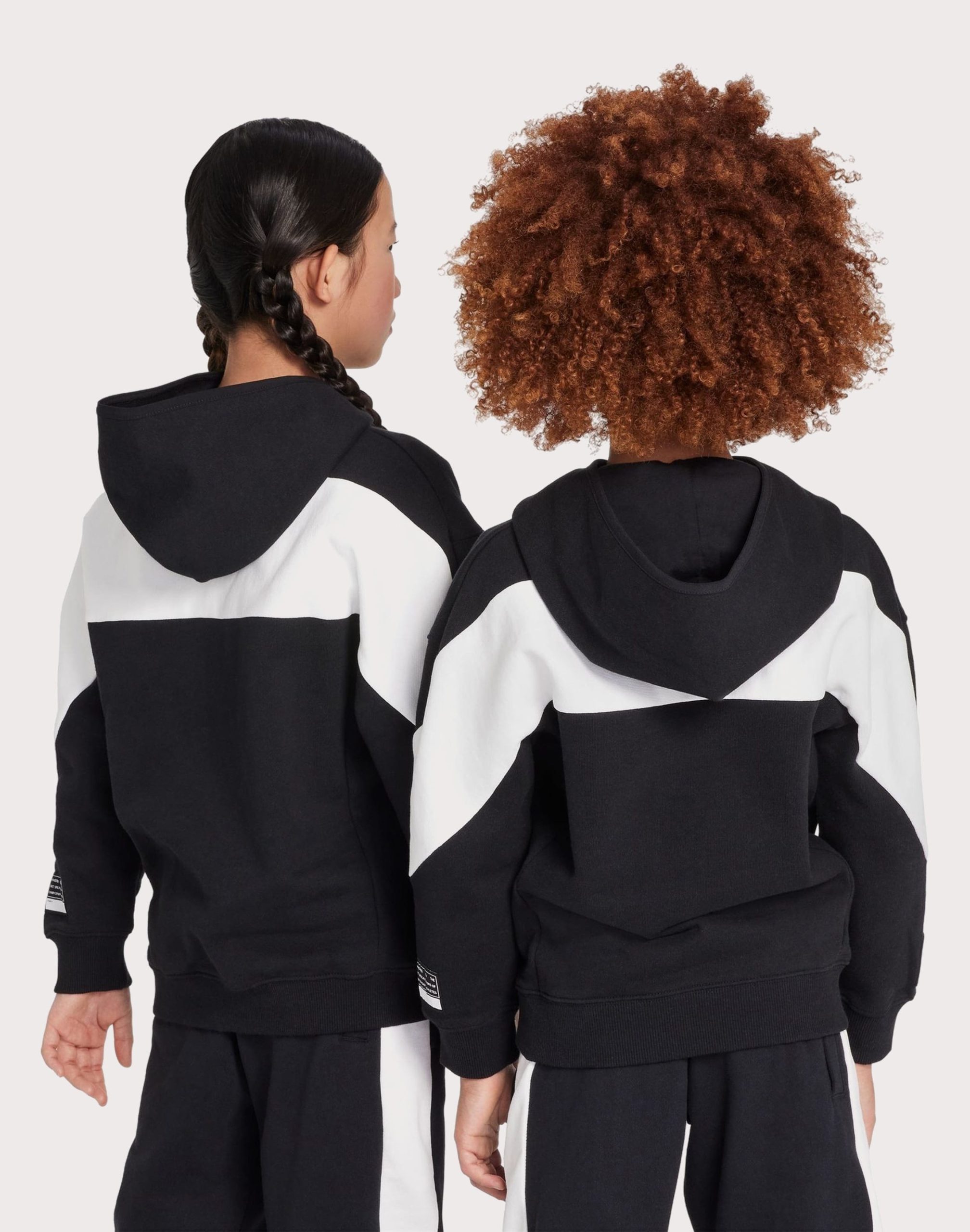 Nike Air Fleece Pullover Big Boys' Hoodie - Image 9