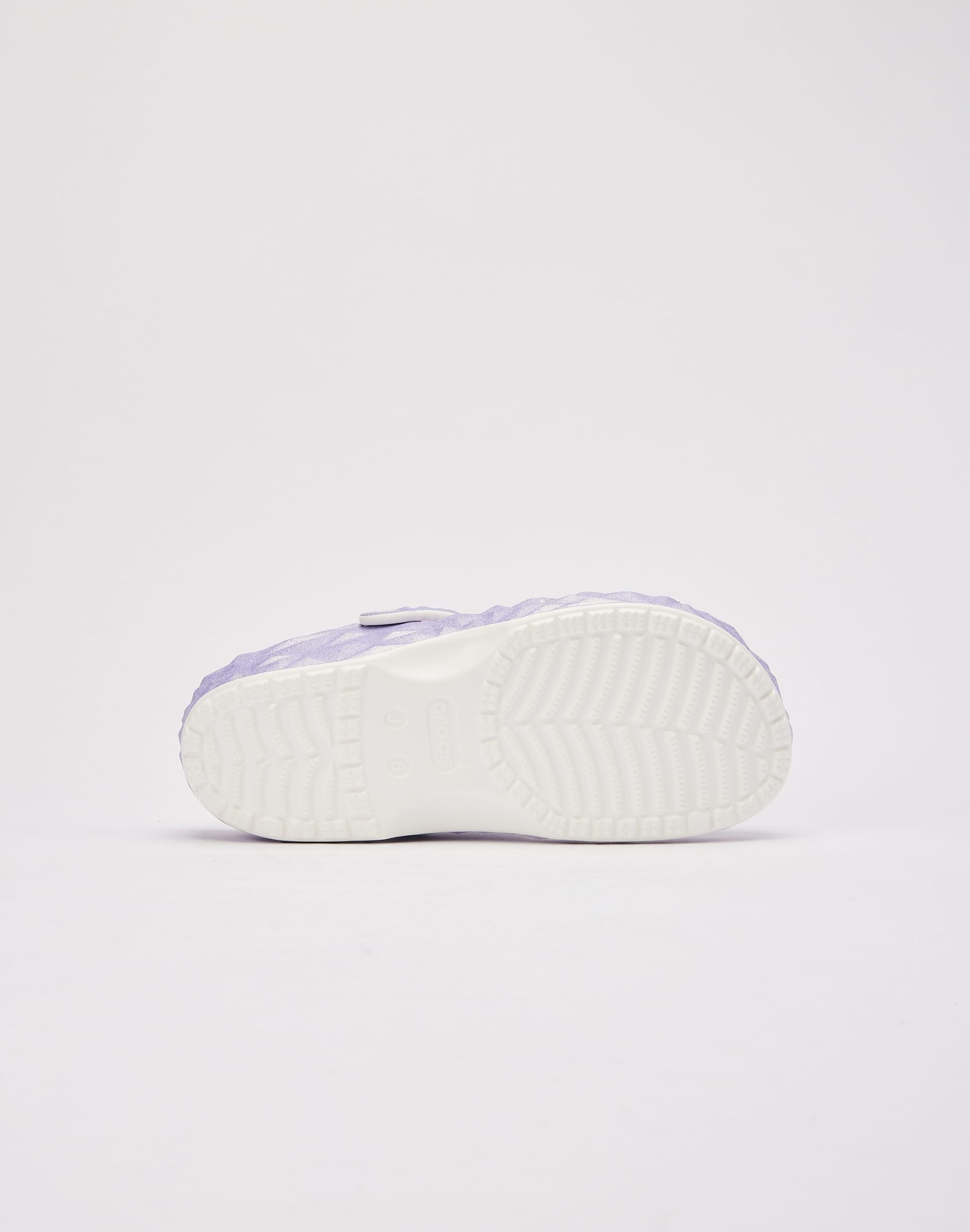 Crocs Classic Iridescent Geometric Clog Grade-School - Image 4