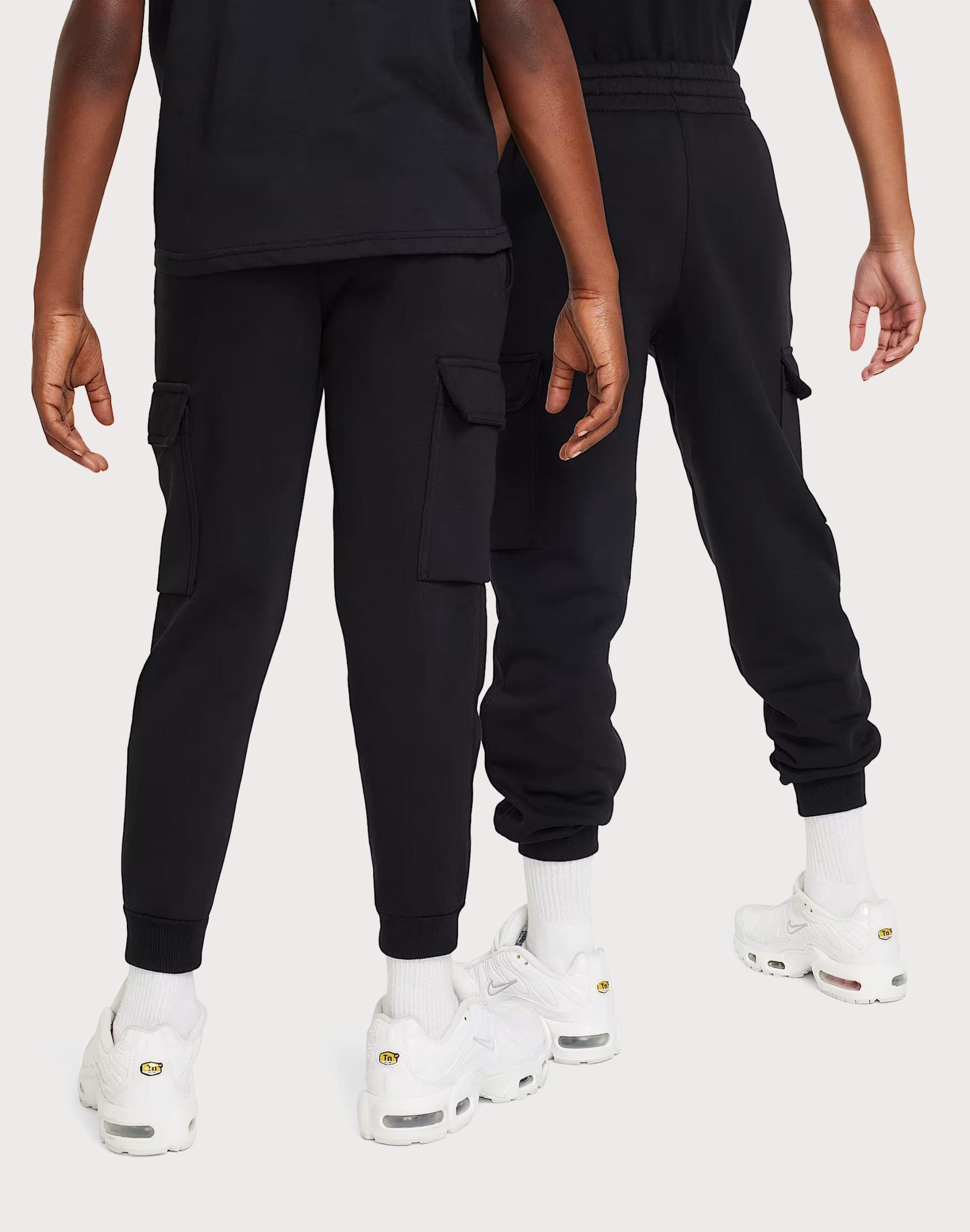 Nike Club Fleece Cargo Pants Grade-School - Image 2