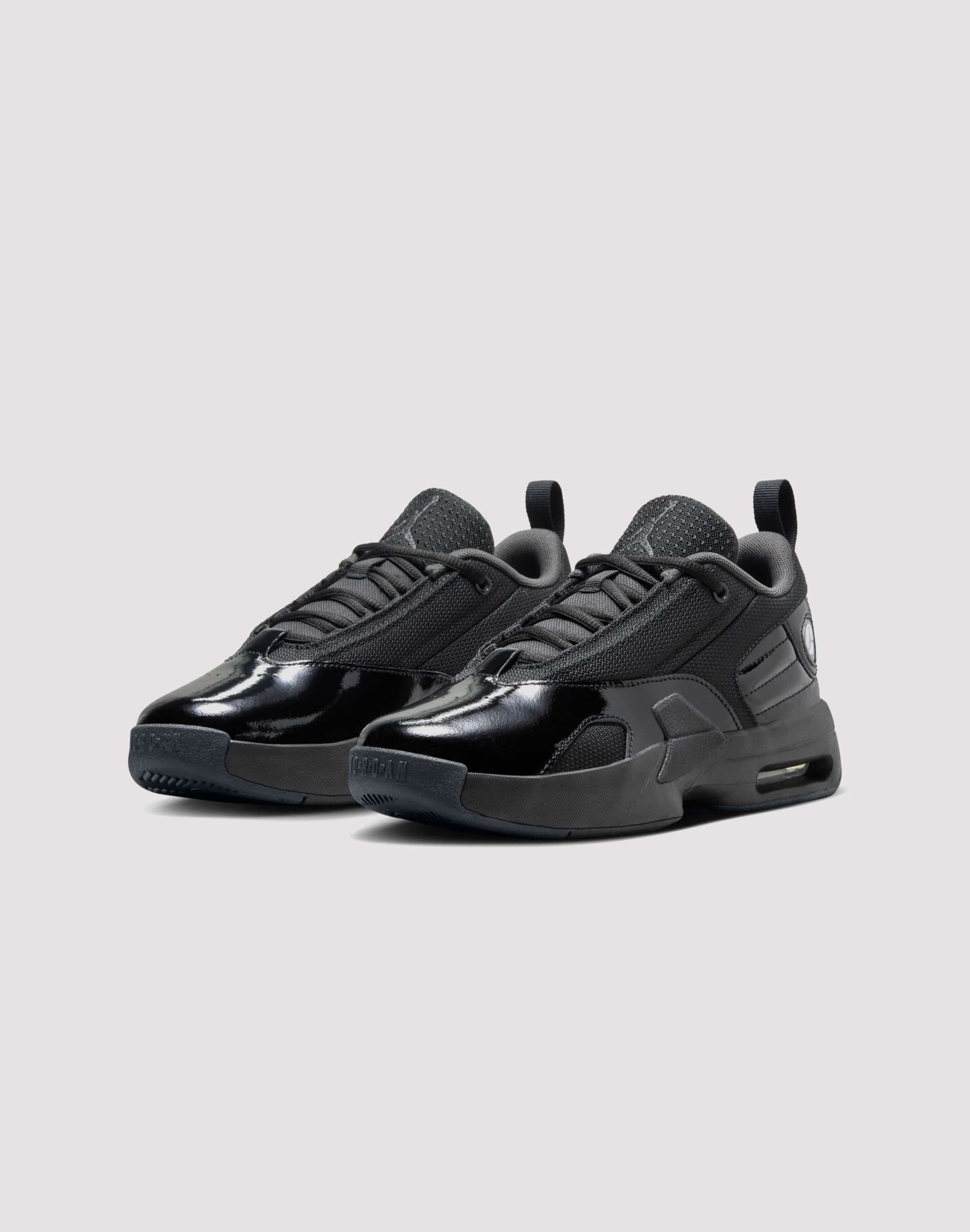 Jordan Max Aura 6 Grade School Boys' Black/Anthracite - Image 2