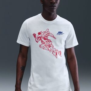 Nike Sportswear Tee