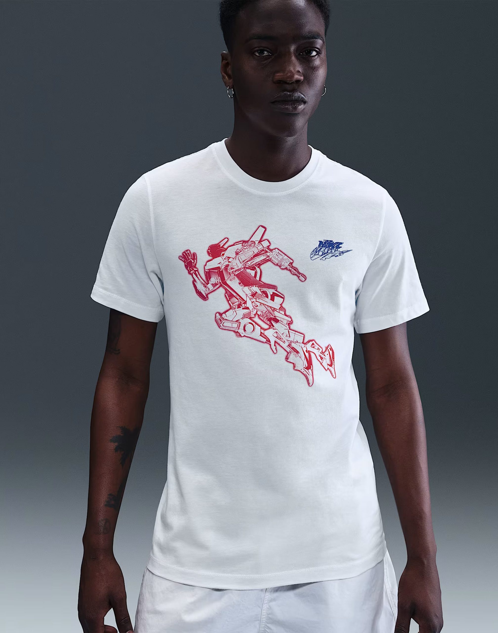 Nike Sportswear Tee
