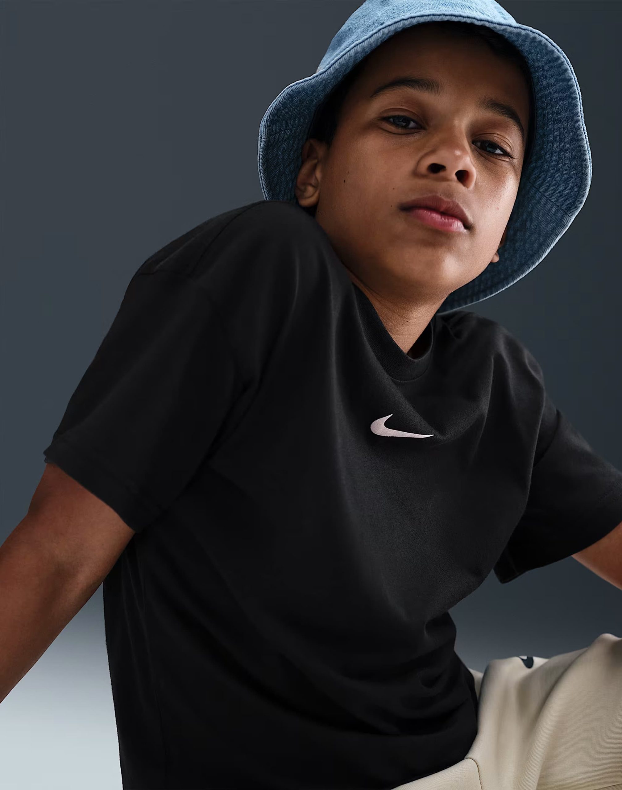 Nike Sportswear Tee Grade-School - Image 3