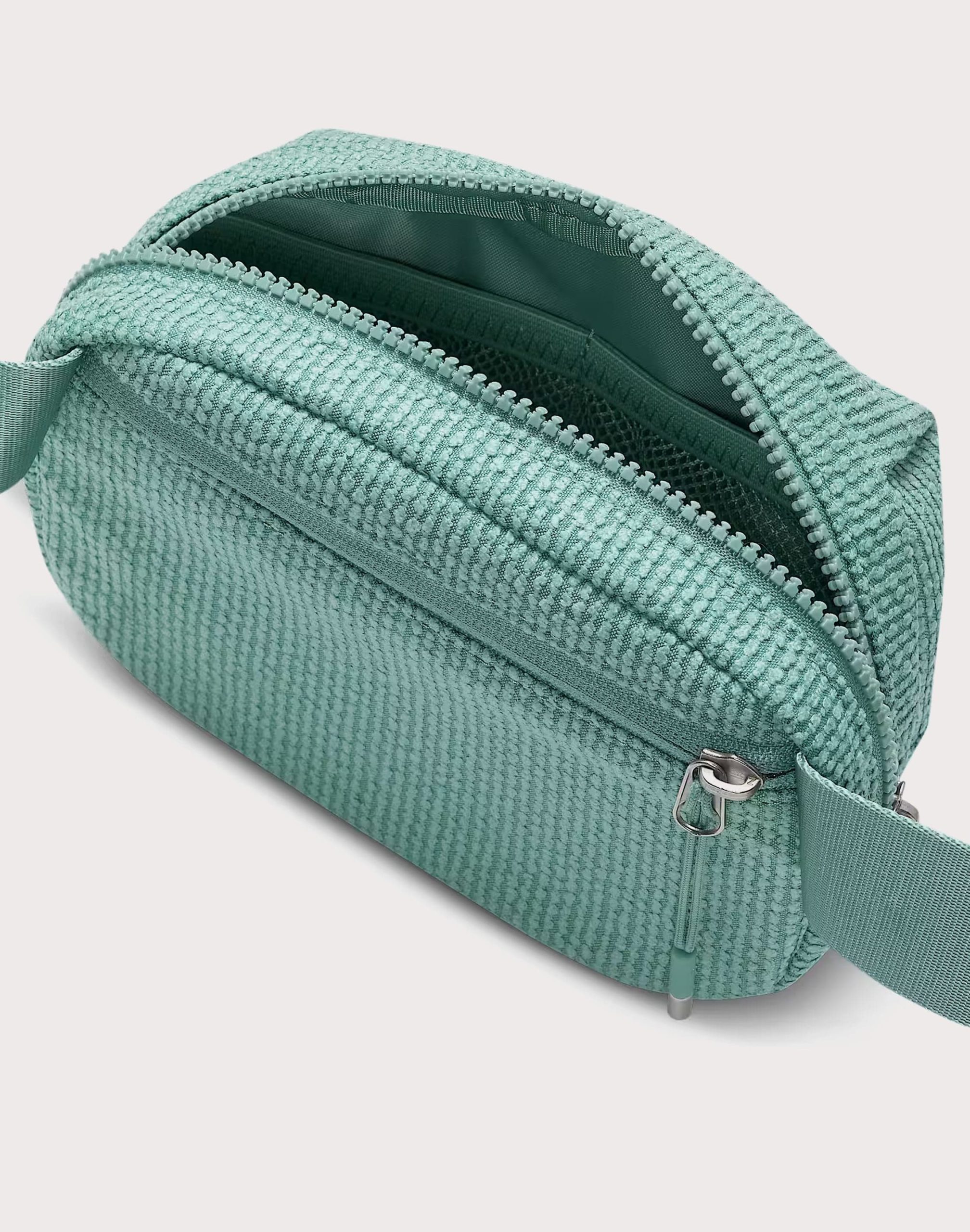 Nike Aura Crossbody Bag - Image 5