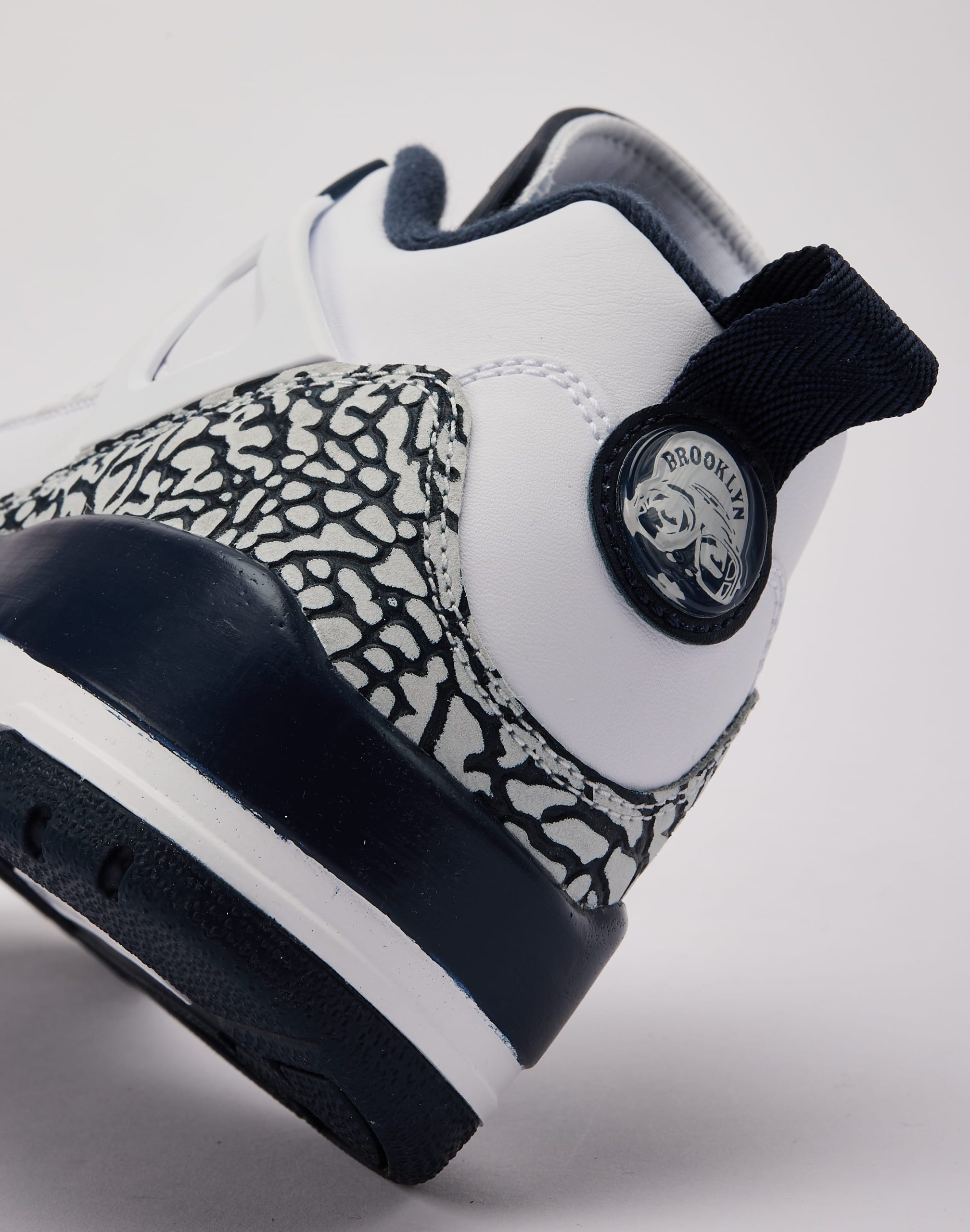 Jordan Spizike Low - Image 5