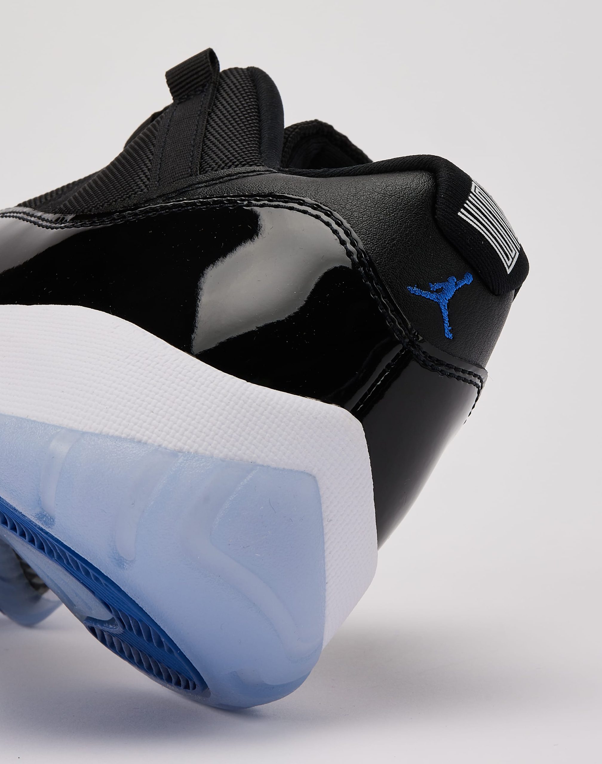 Jordan Air Jordan 11 Retro Low 'Space Jam' - Image 6