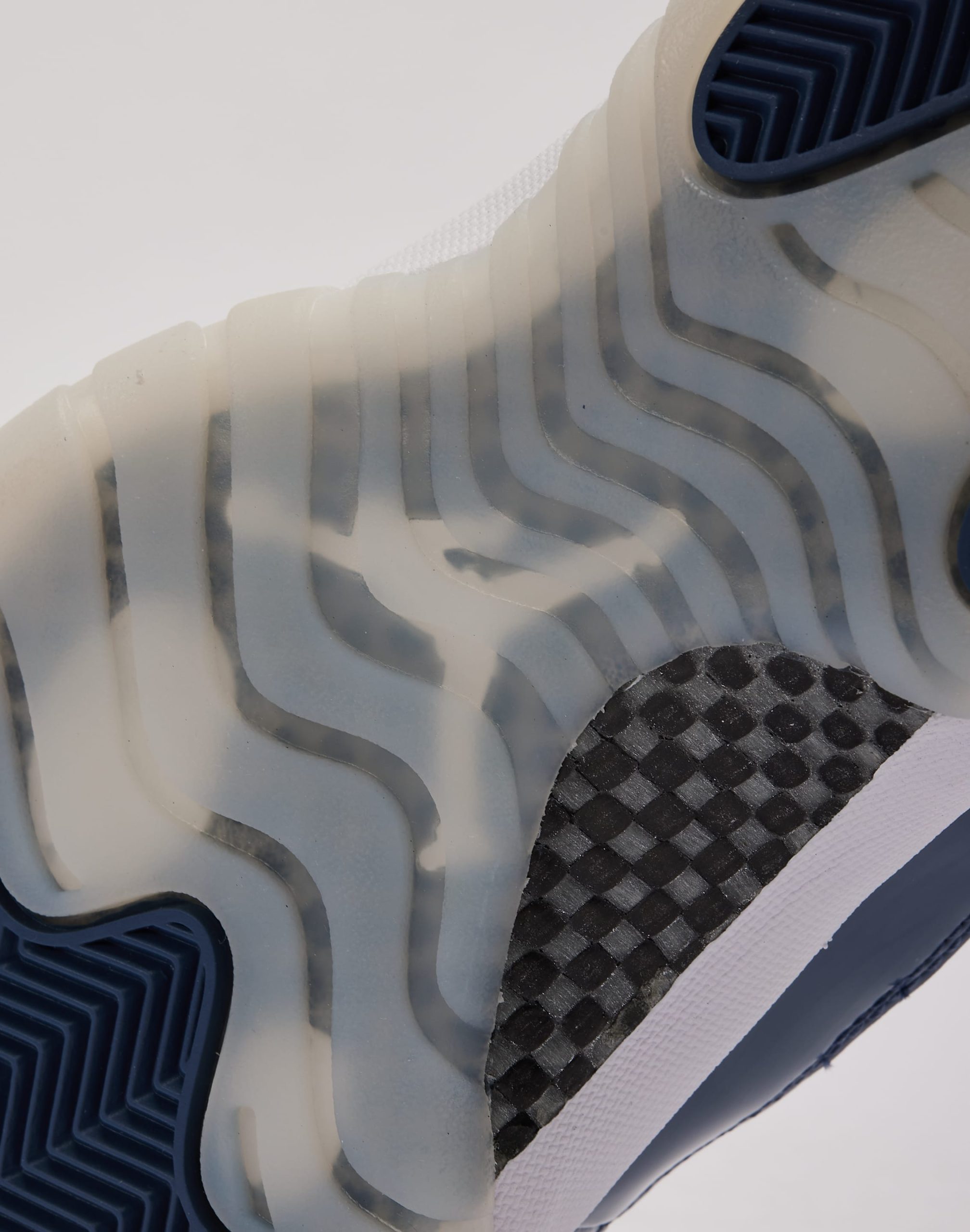 Jordan Air Jordan 11 Retro Low 'Diffused Blue' - Image 7
