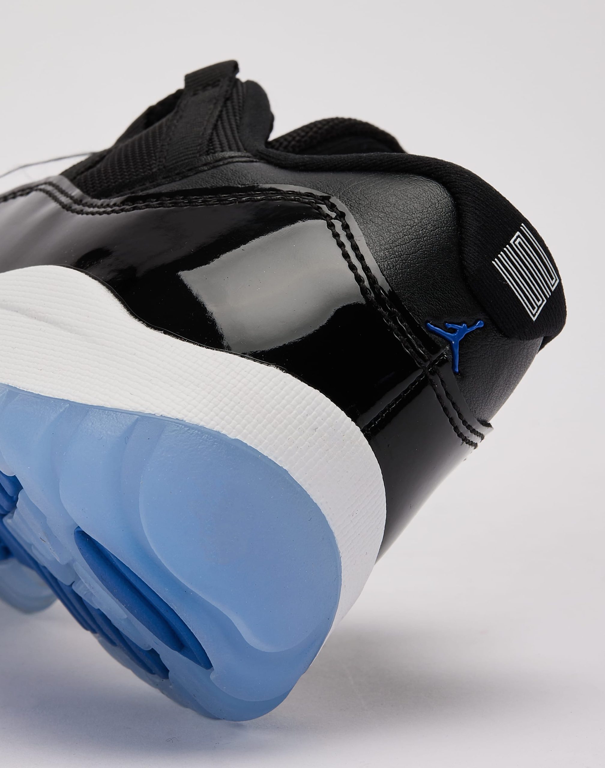 Jordan Air Jordan 11 Retro Low 'Space Jam' Pre-School - Image 5