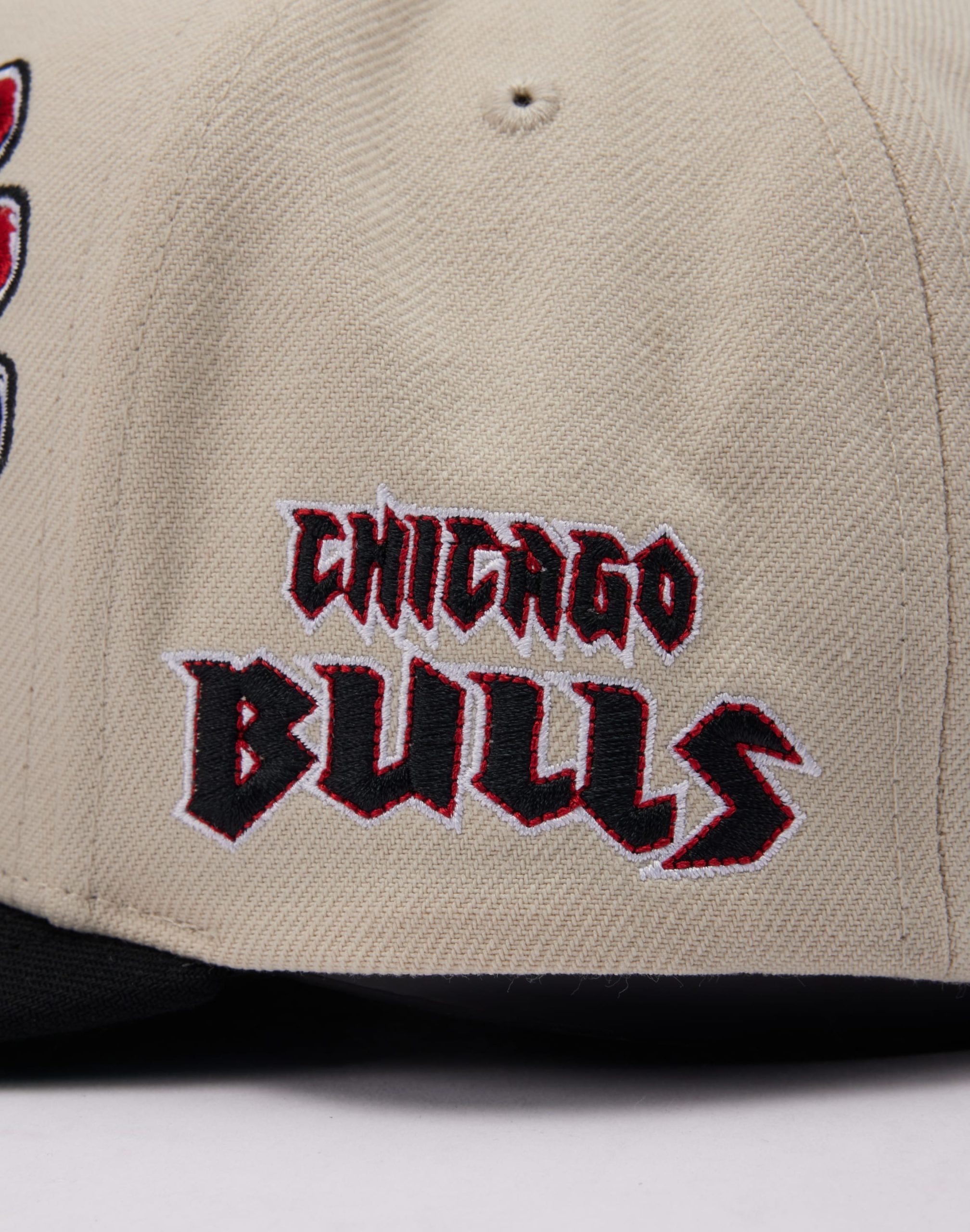 Mitchell & Ness NBA Chicago Bulls Crystal Ball Pro Snapback Hat - Image 4