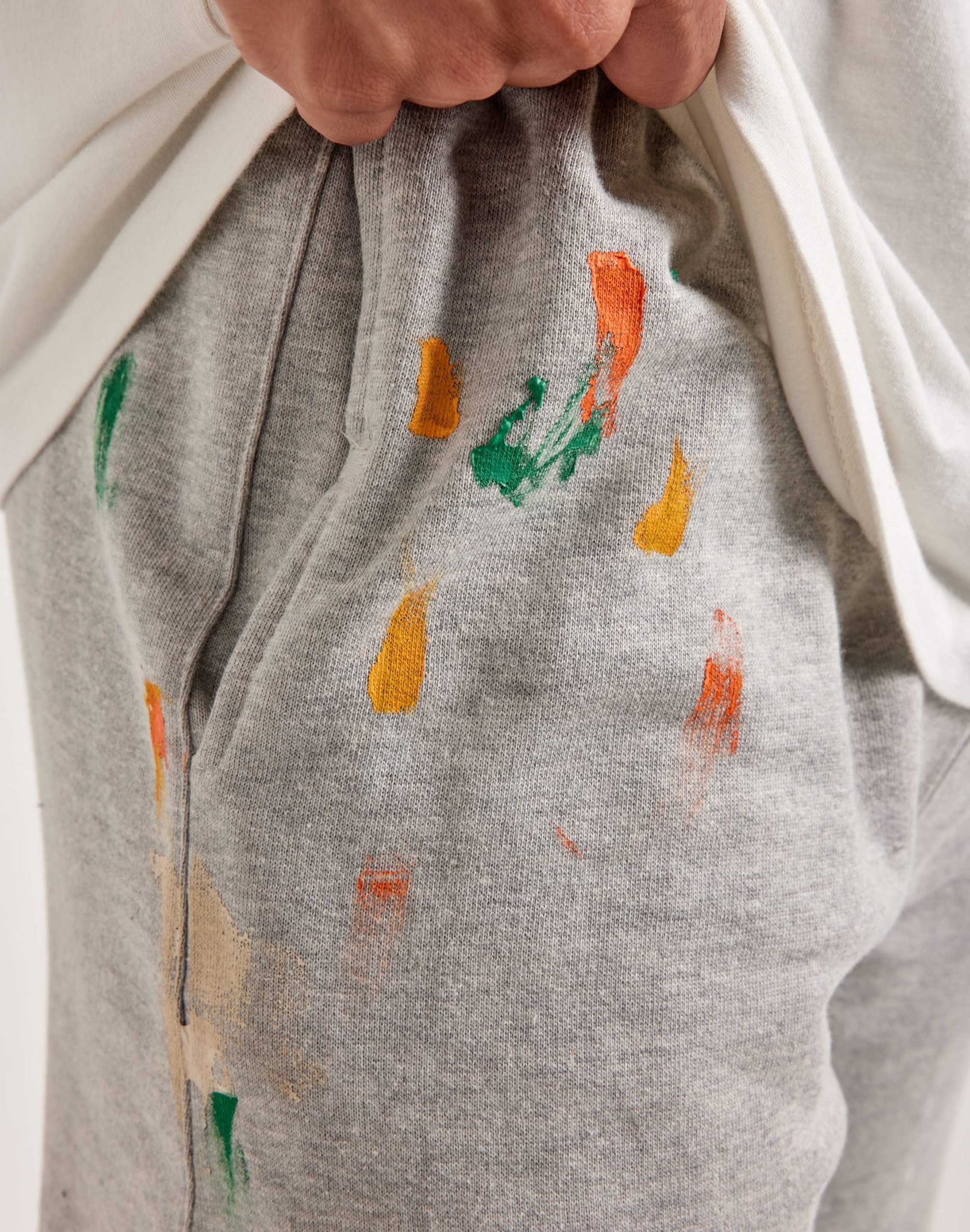 MNML Contrast Bootcut Sweatpants - Image 4