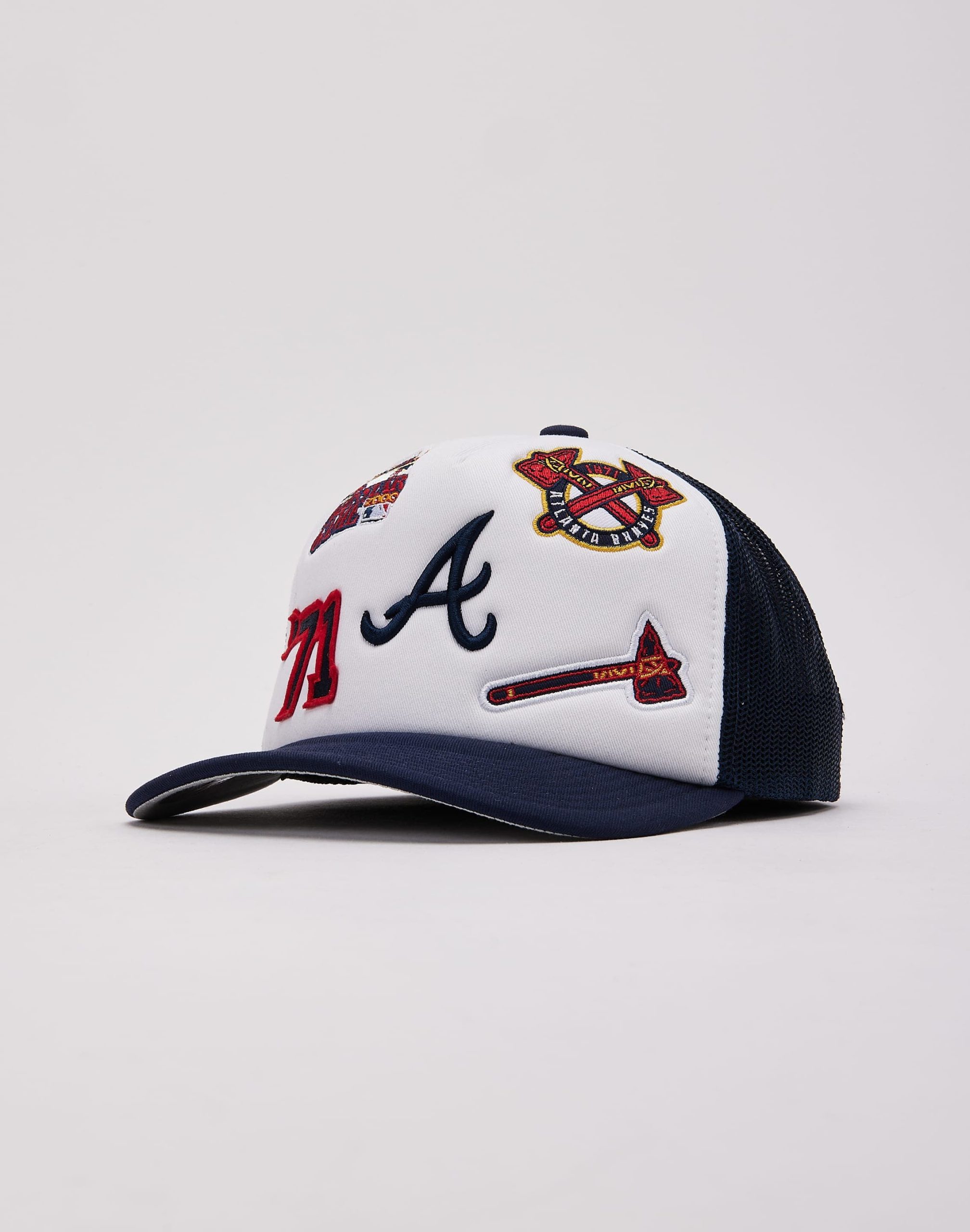 Mitchell & Ness MLB Atlanta Braves Gridlock Trucker Hat
