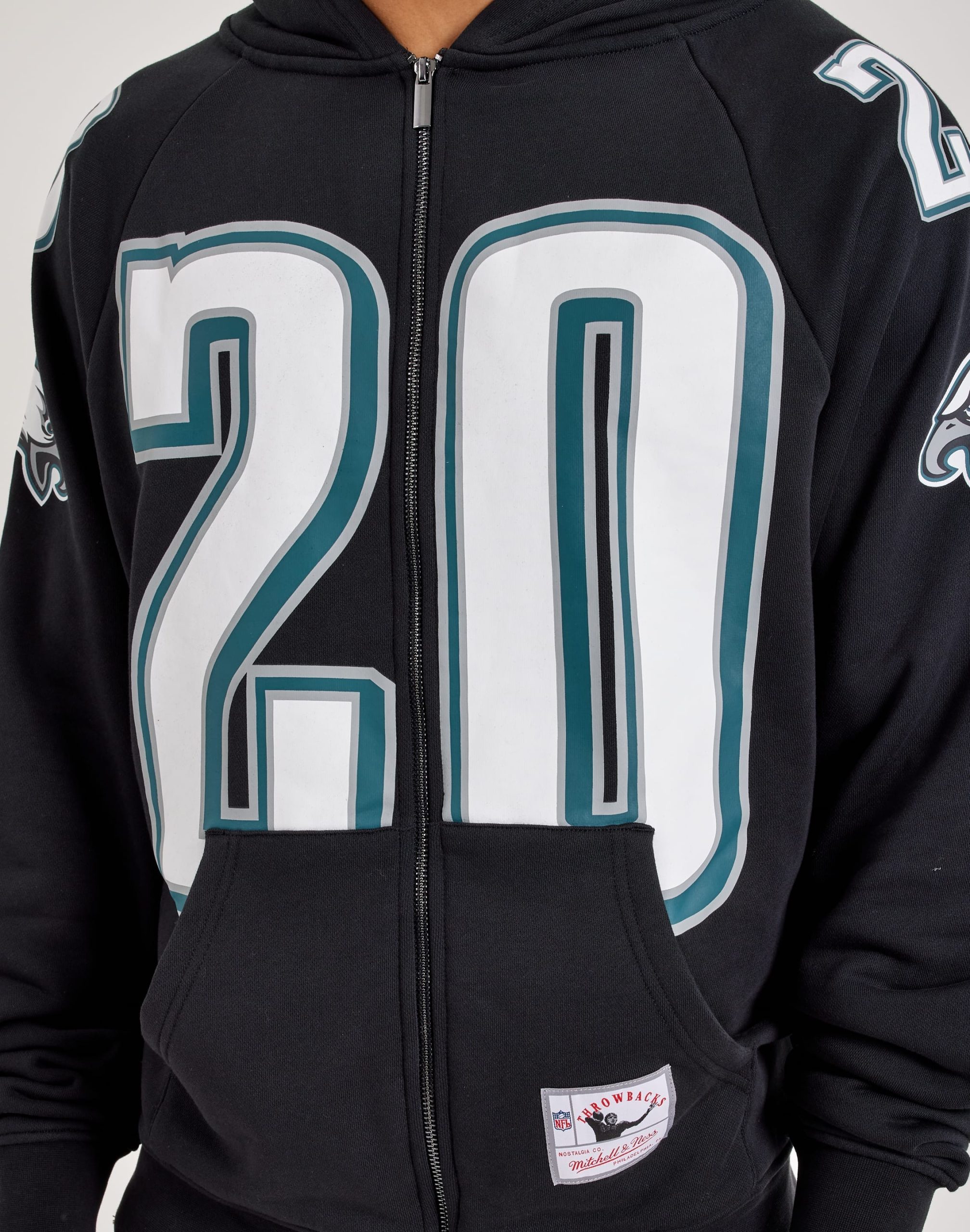 Mitchell & Ness NFL Maxxed Out Raglan Eagles Brian Dawkins Fleece Hoodie - Image 3