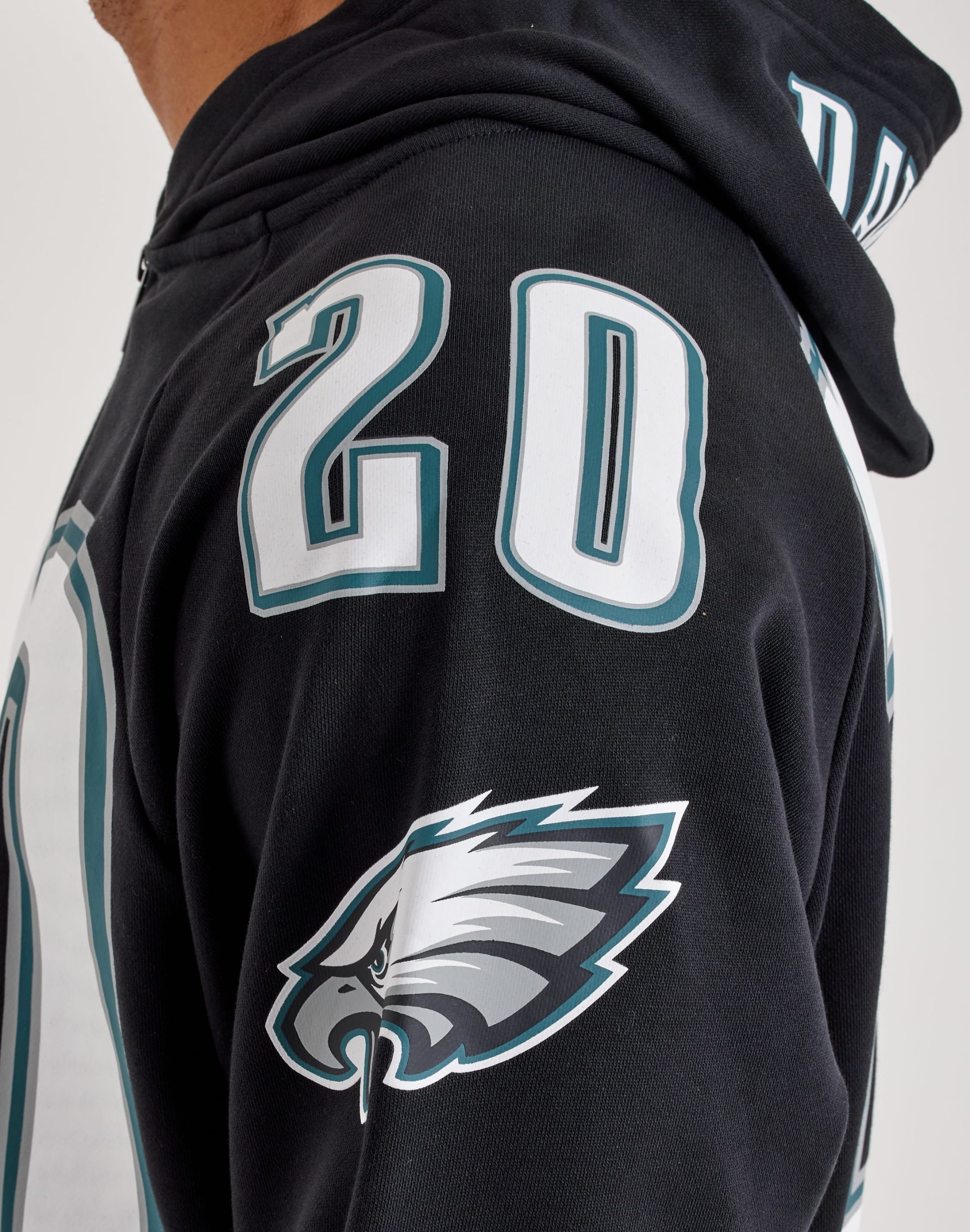 Mitchell & Ness NFL Maxxed Out Raglan Eagles Brian Dawkins Fleece Hoodie - Image 4