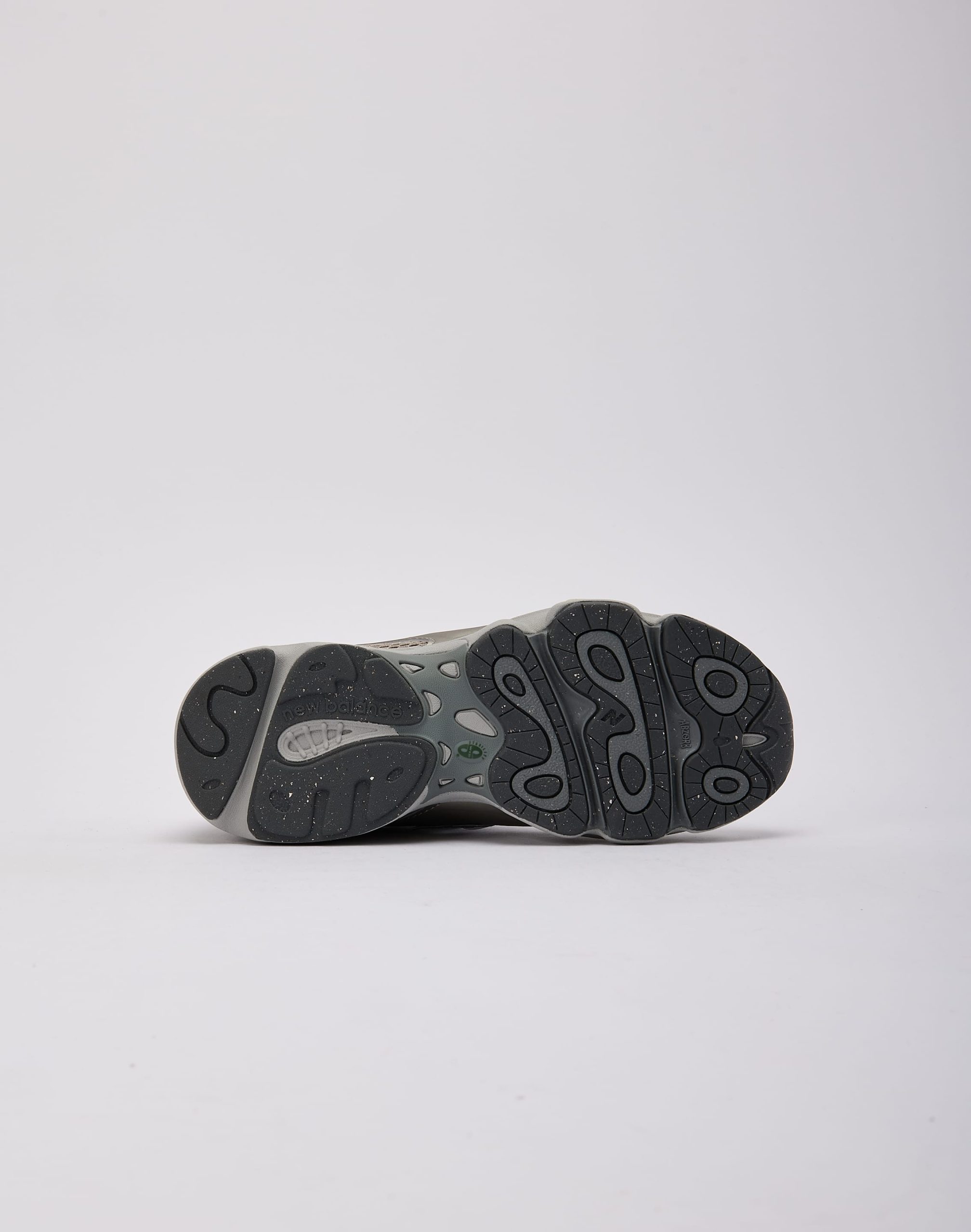 New Balance 1000 Grade-School - Image 4