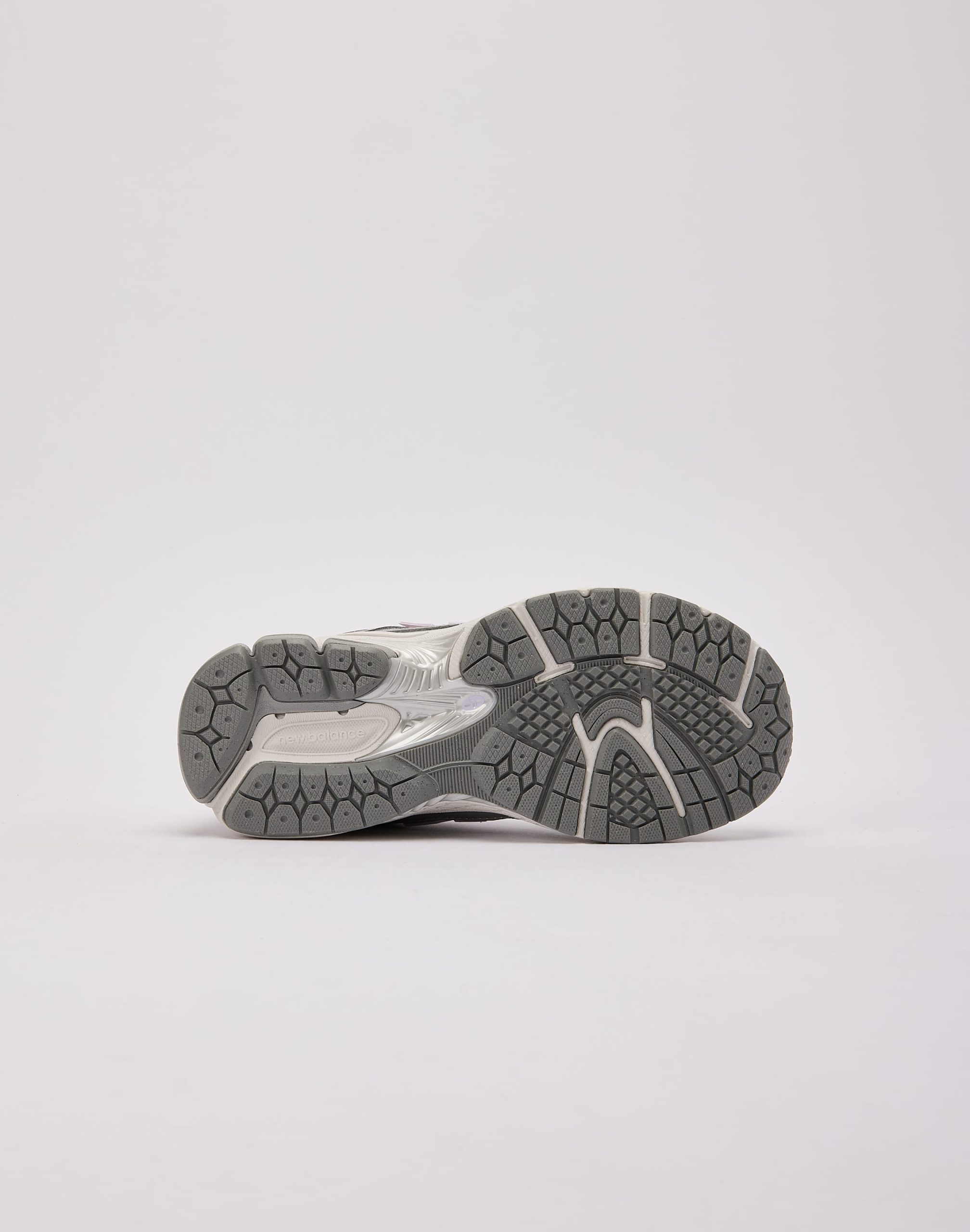 New Balance 1906R Grade-School - Image 4