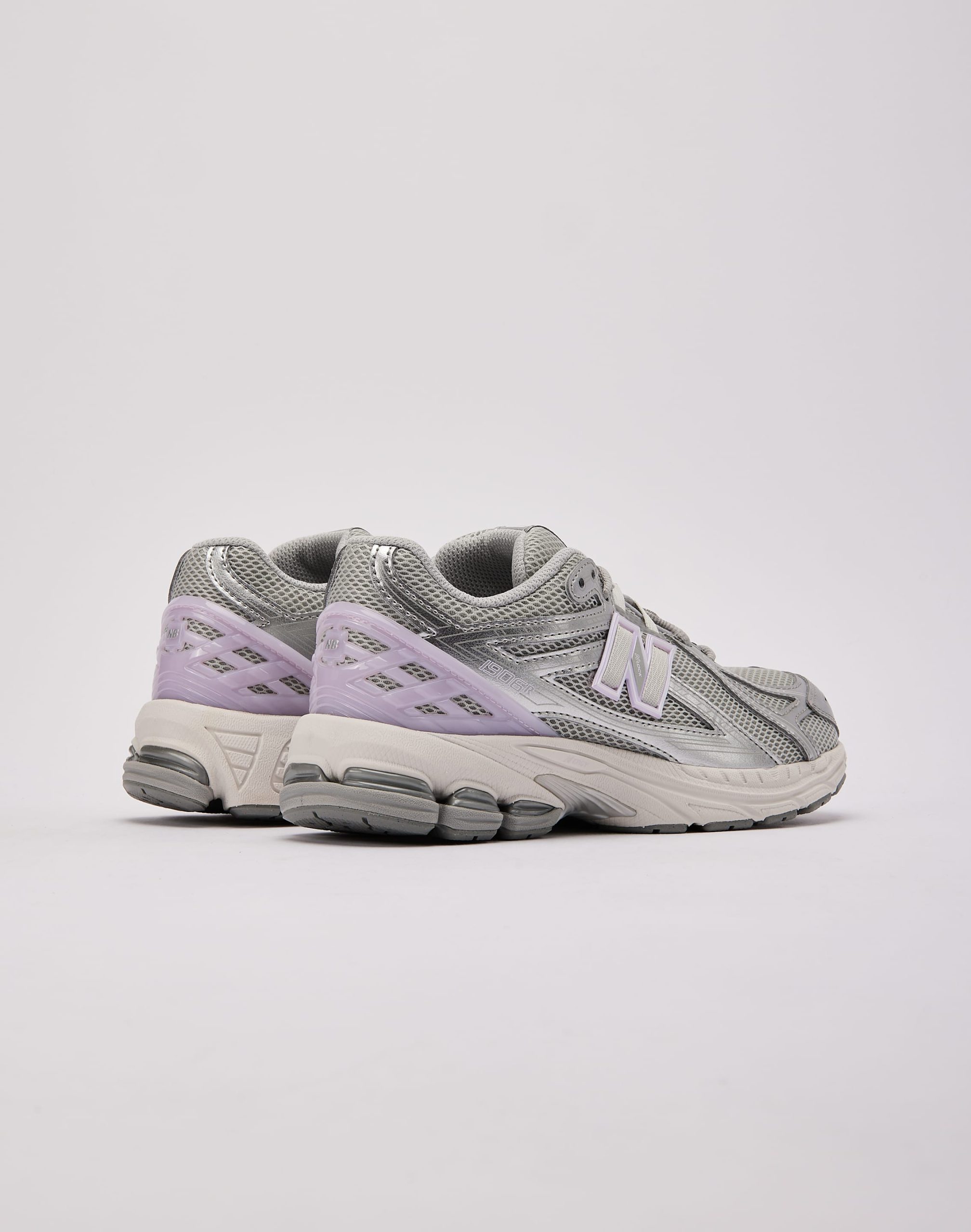 New Balance 1906R Grade-School - Image 3