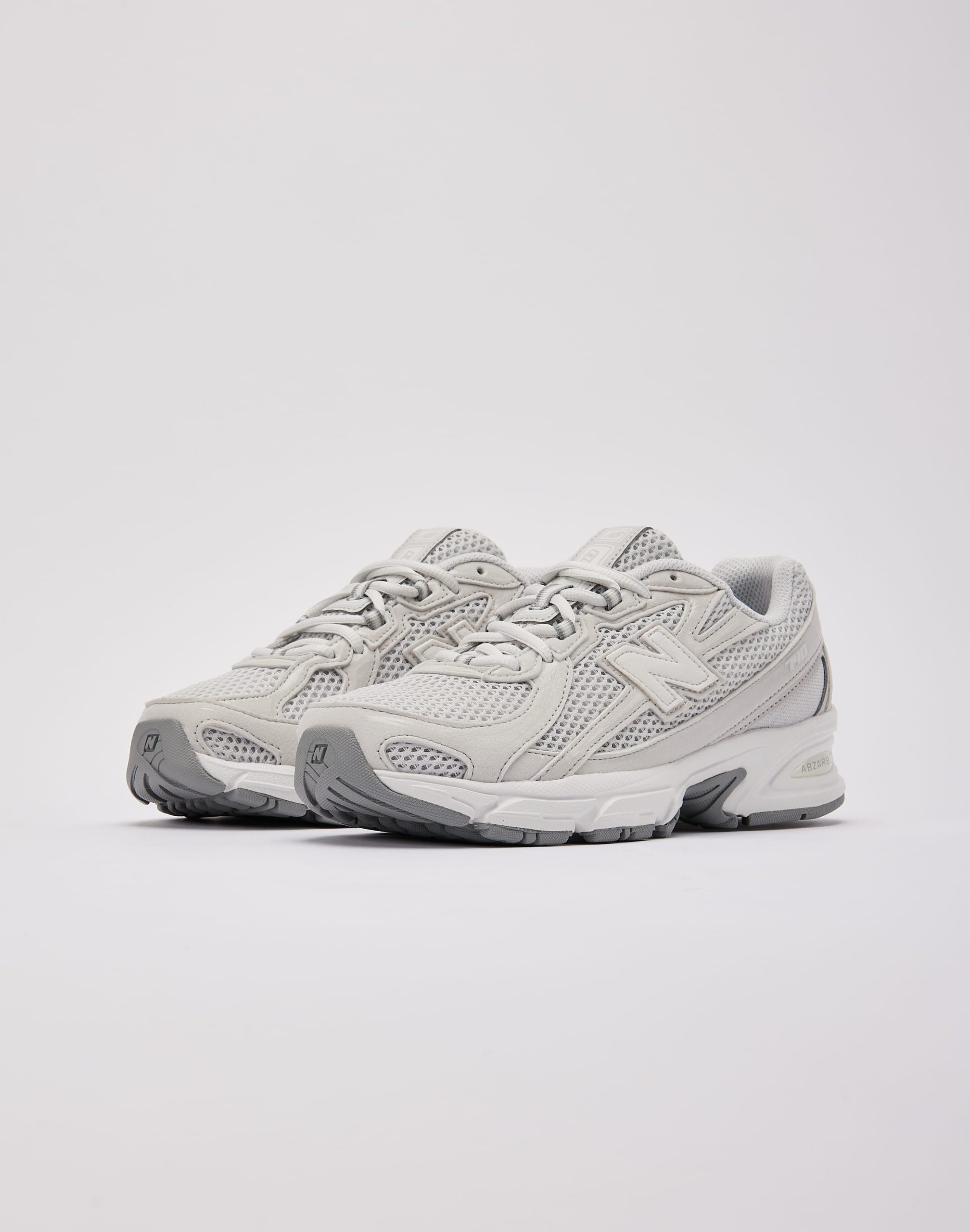 New Balance 740 Grade-School - Image 2