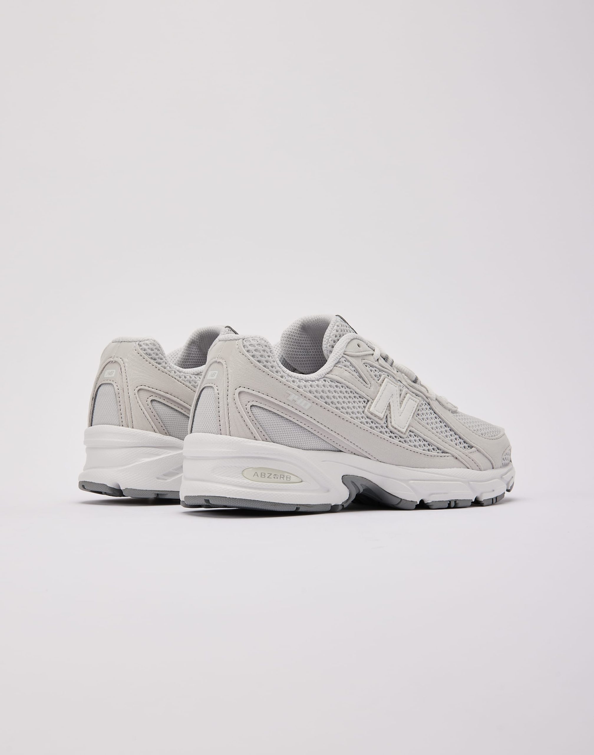New Balance 740 Grade-School - Image 3