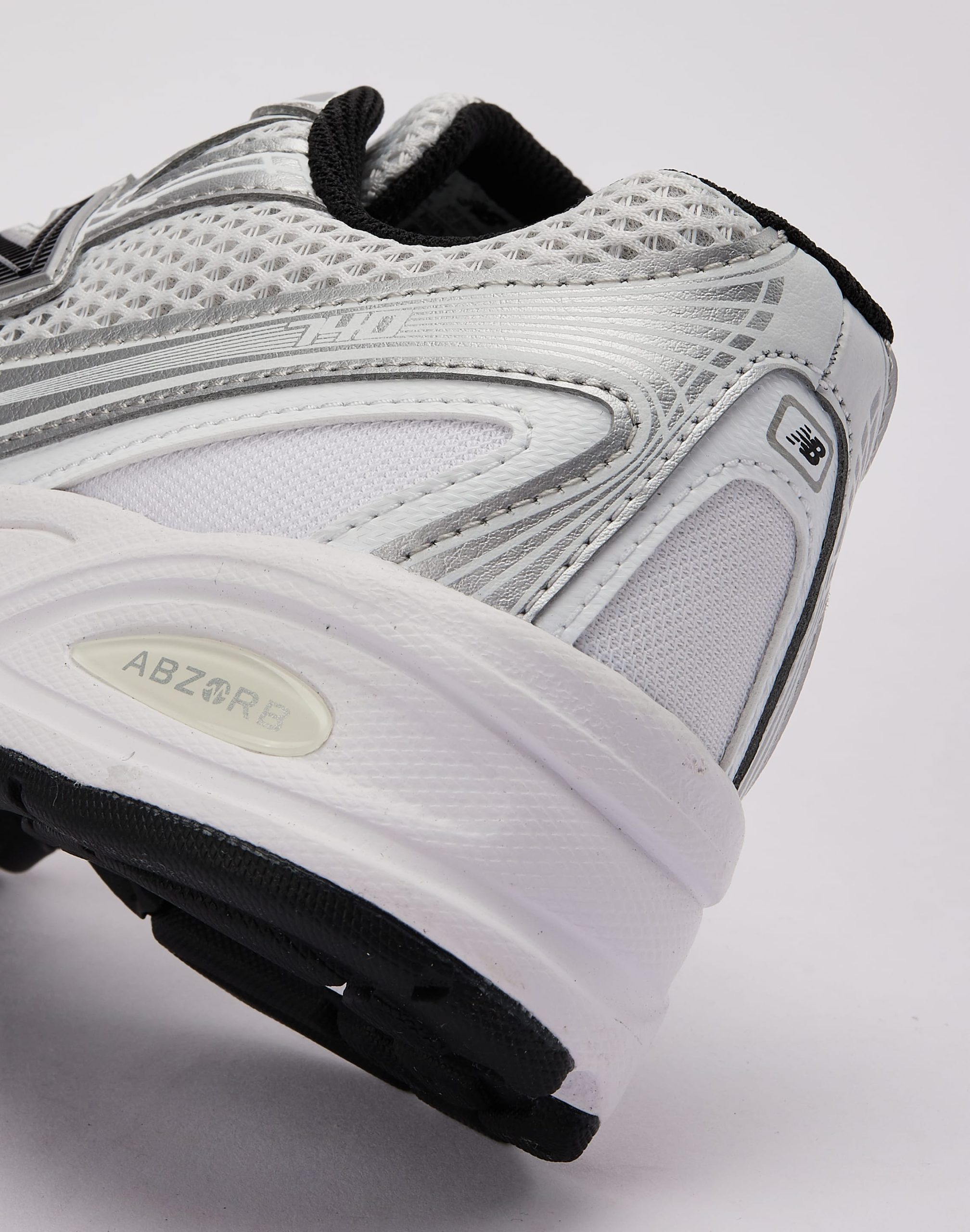 New Balance 740 Grade-School - Image 5