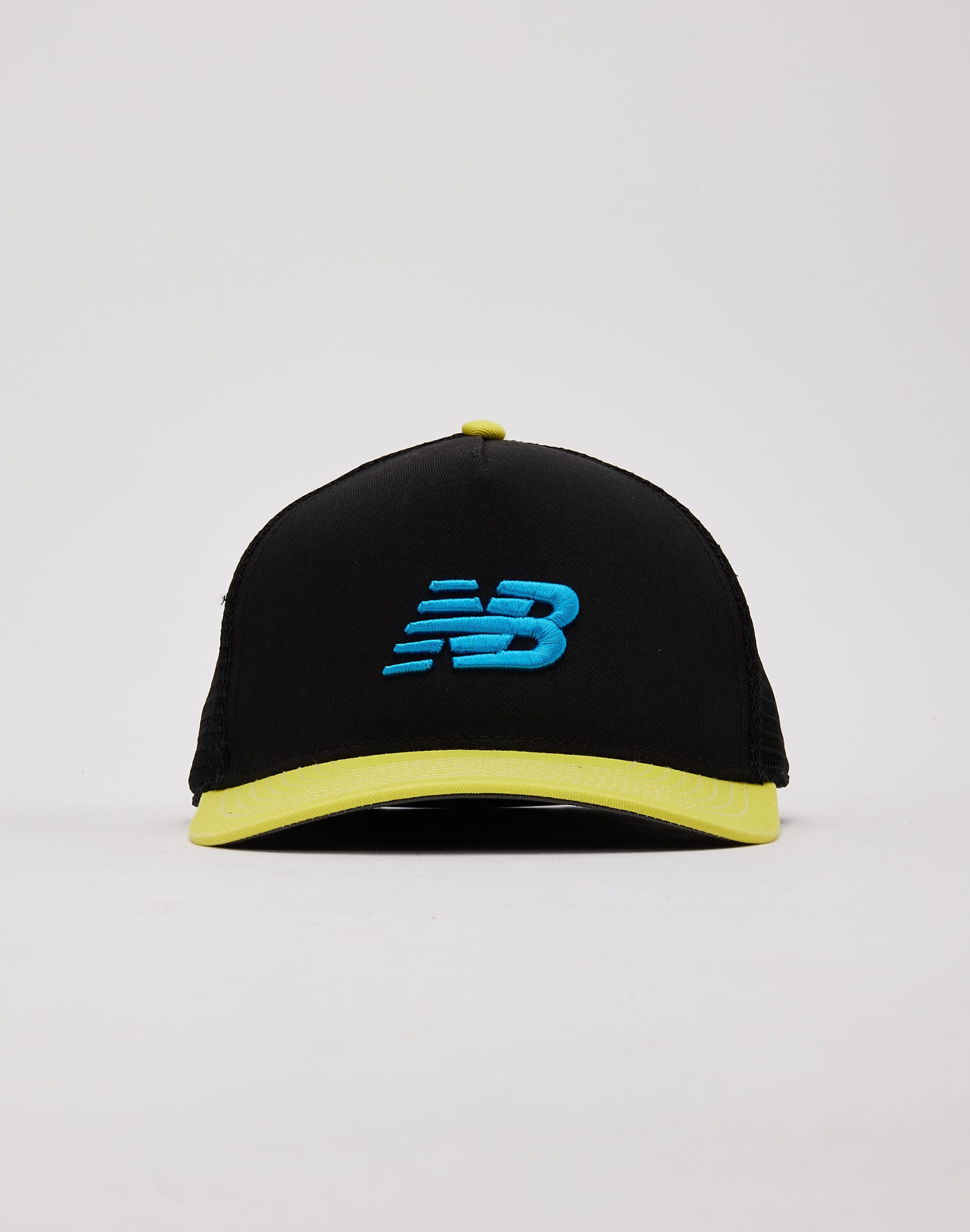 New Balance Sport Essentials Trucker Hat - Image 2