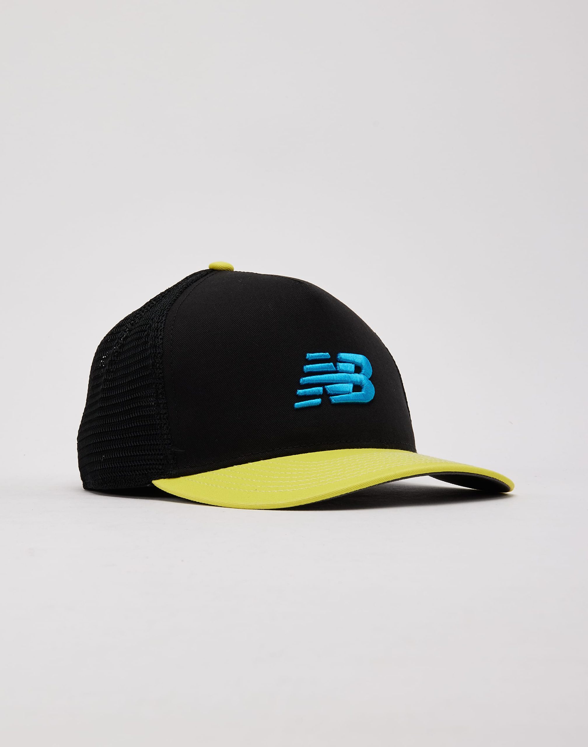 New Balance Sport Essentials Trucker Hat - Image 3