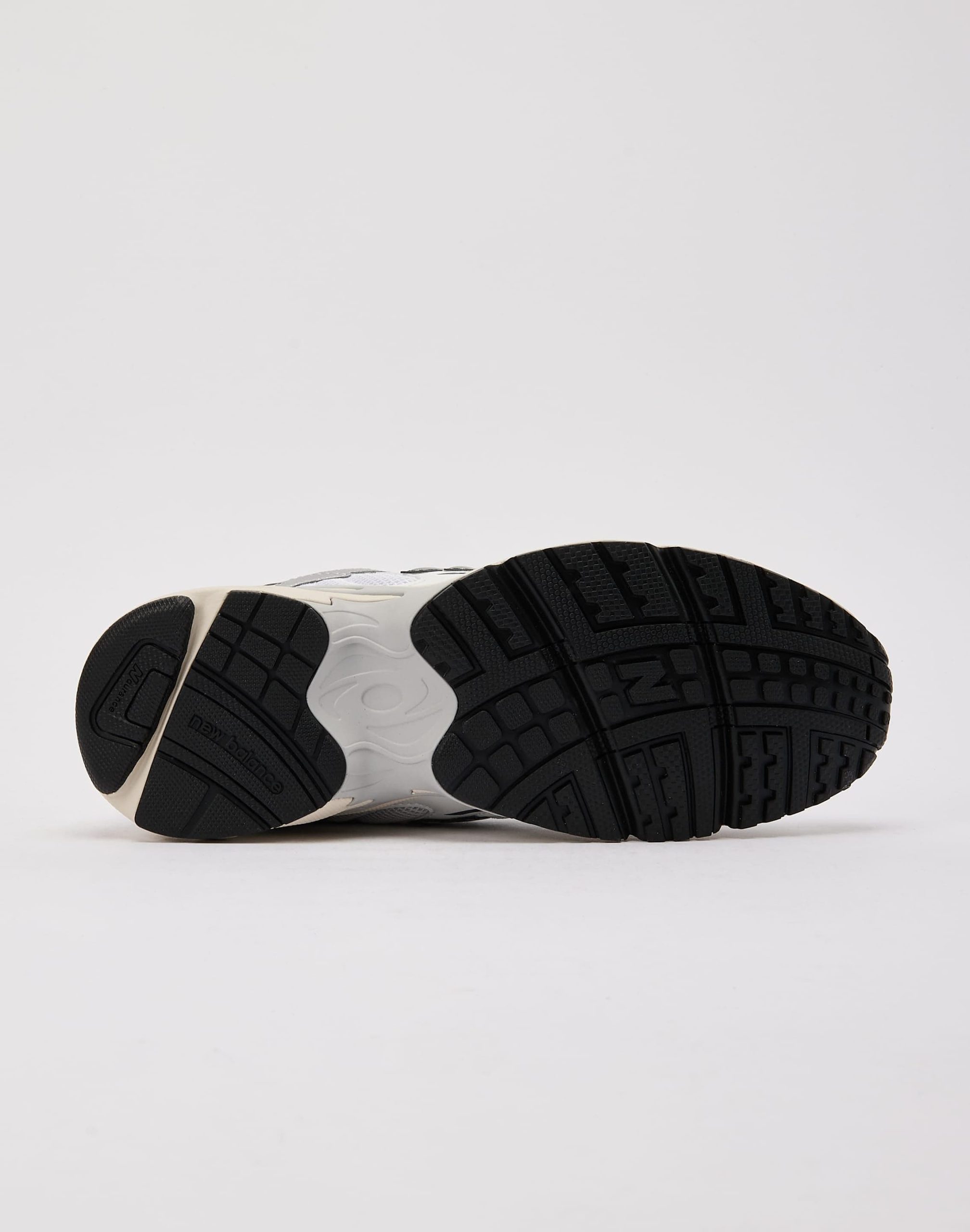 New Balance 725v1 - Image 4