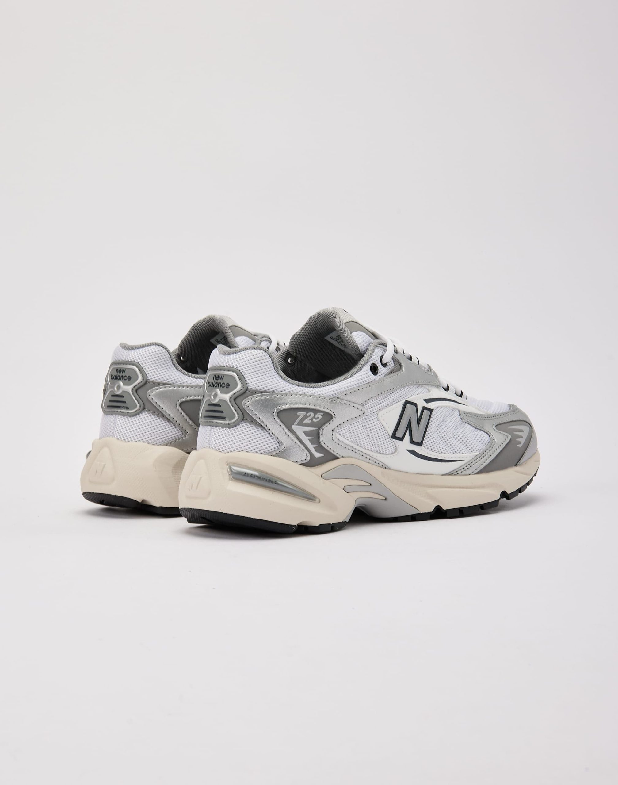 New Balance 725v1 - Image 3