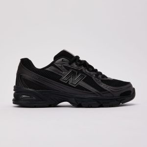 New Balance 740