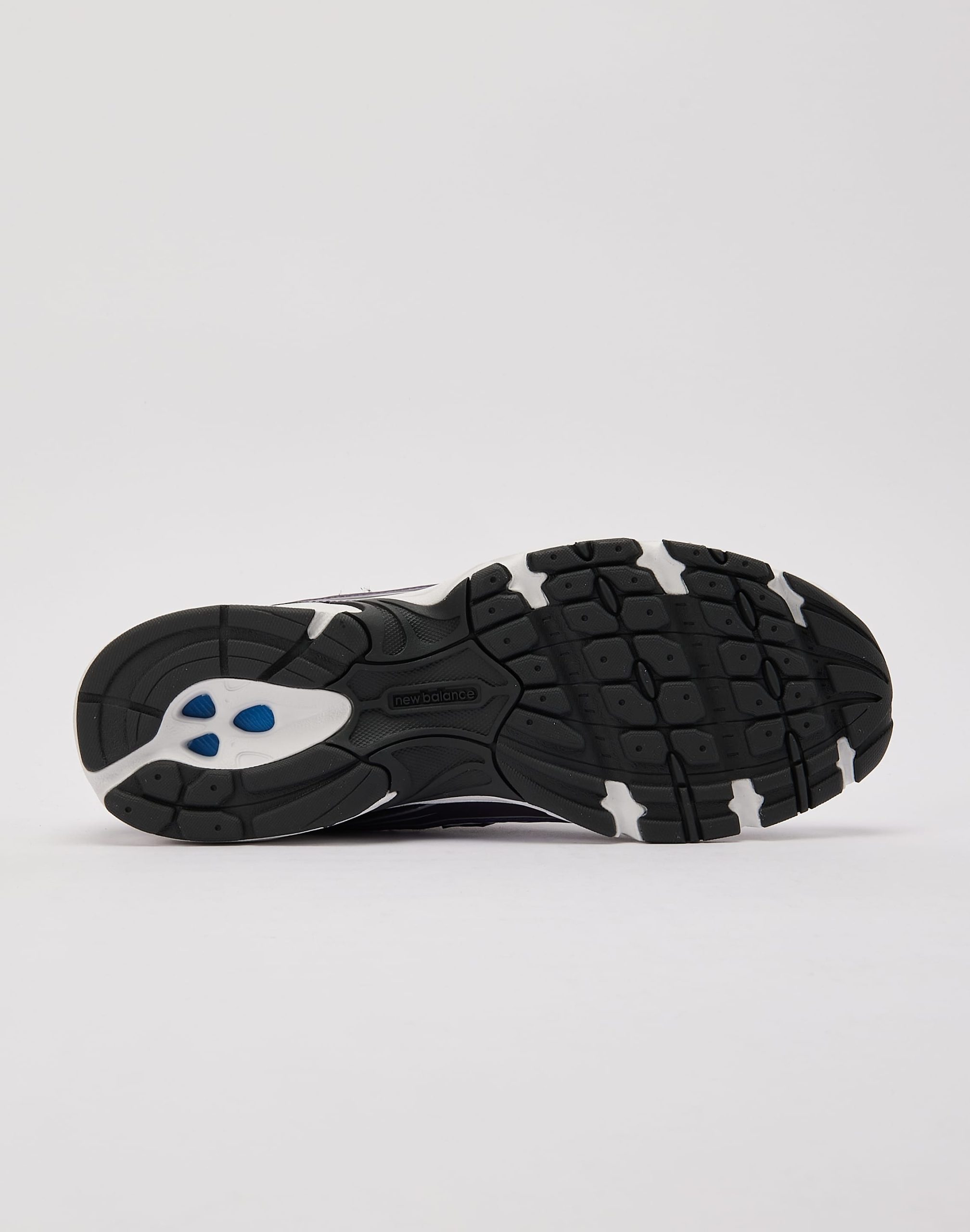 New Balance 740 - Image 4