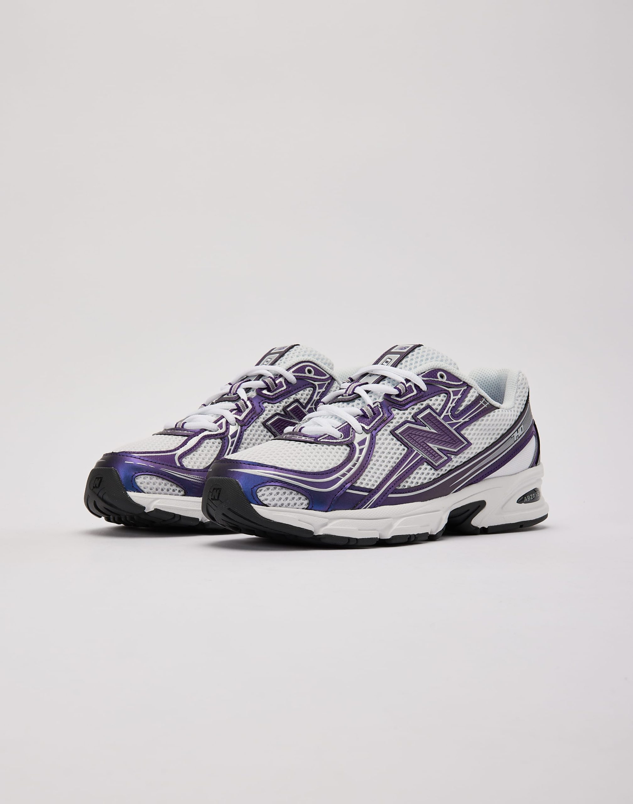 New Balance 740 - Image 2