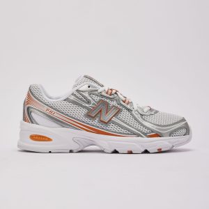New Balance 740