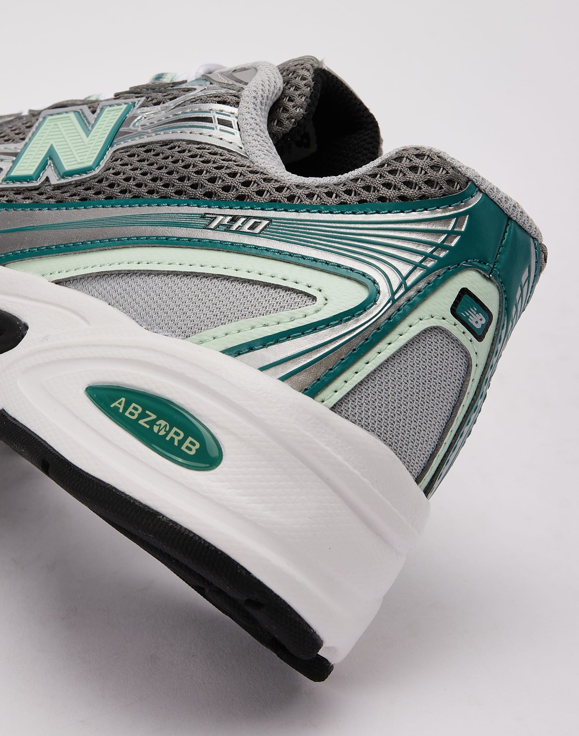 New Balance 740 - Image 5