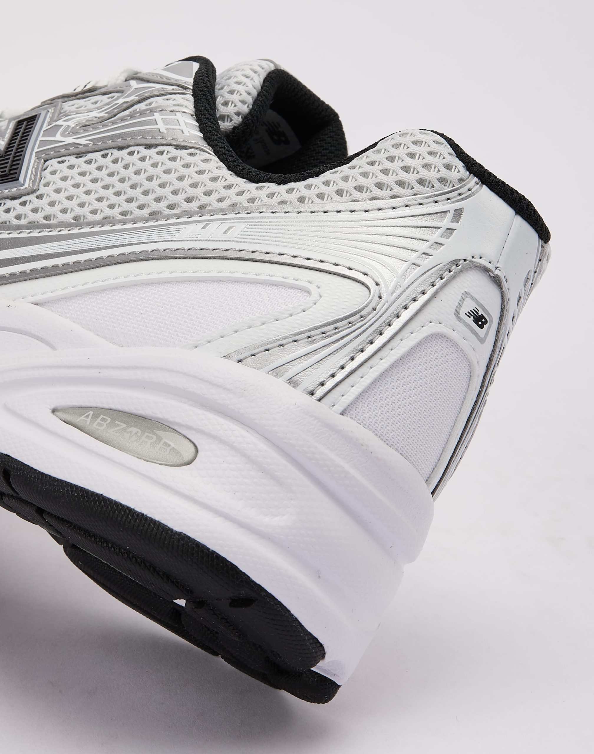 New Balance 740 - Image 5