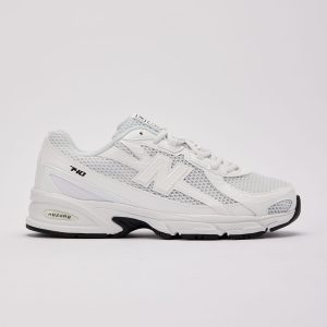 New Balance 740