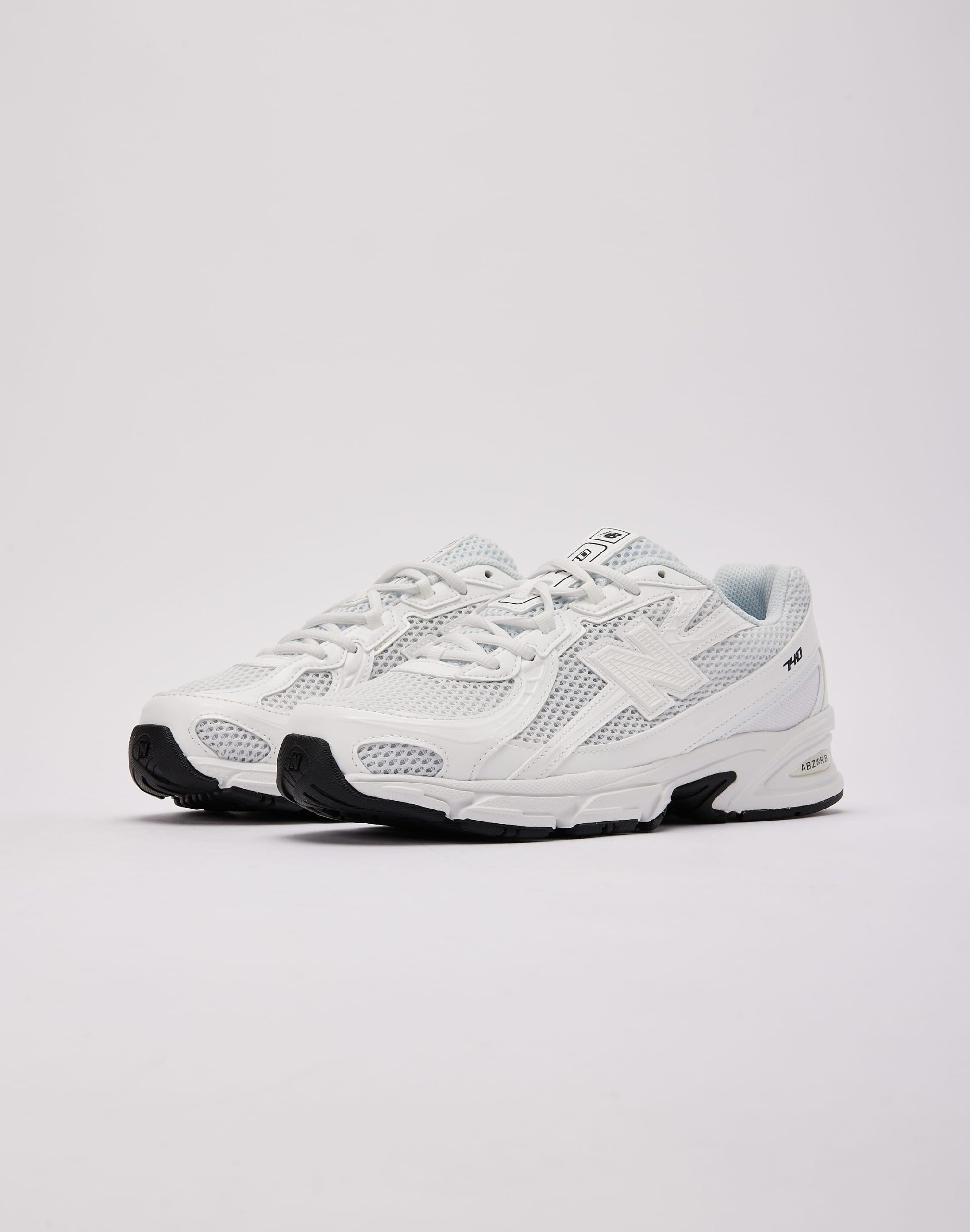 New Balance 740 - Image 2