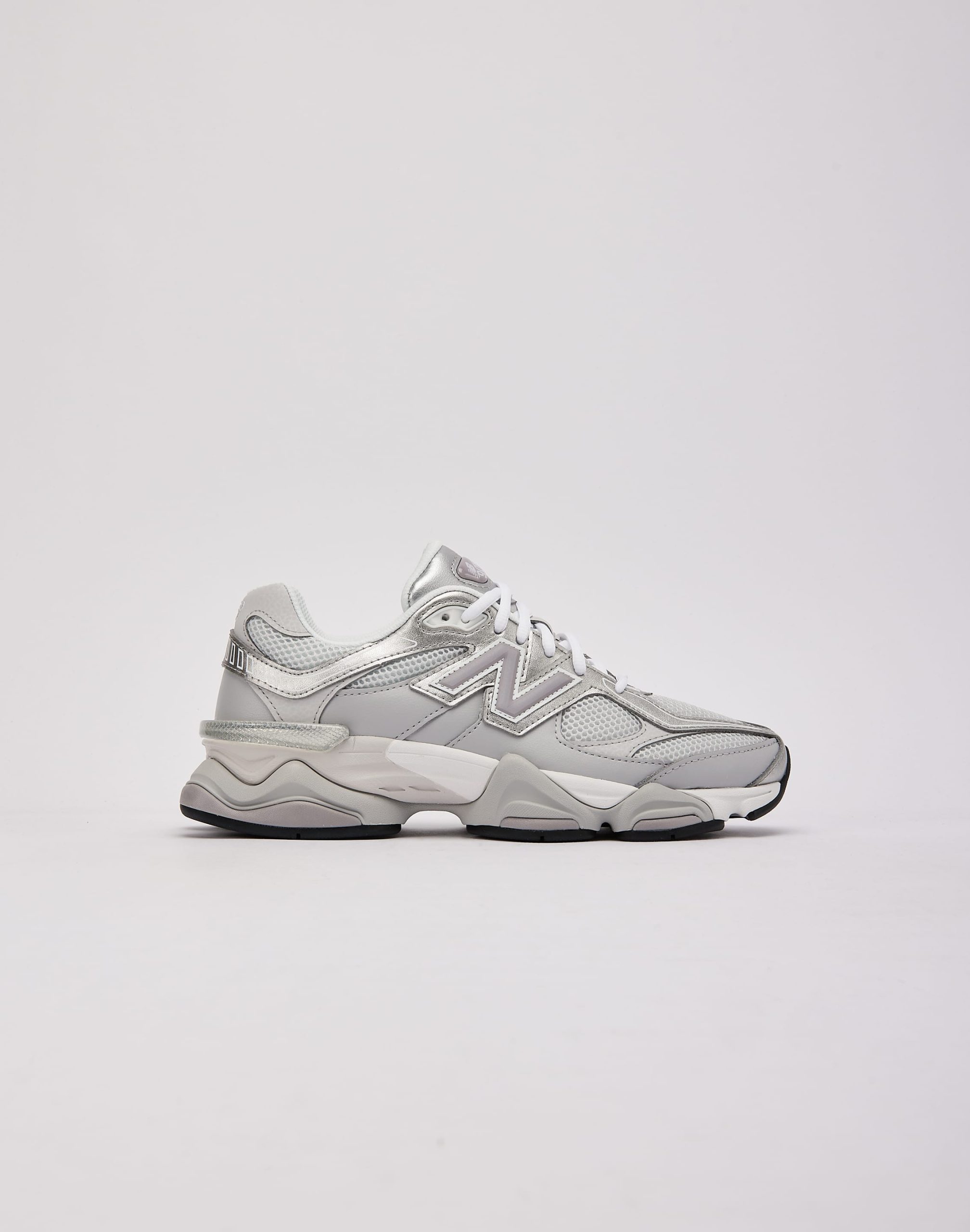 New Balance 9060 Grade-School