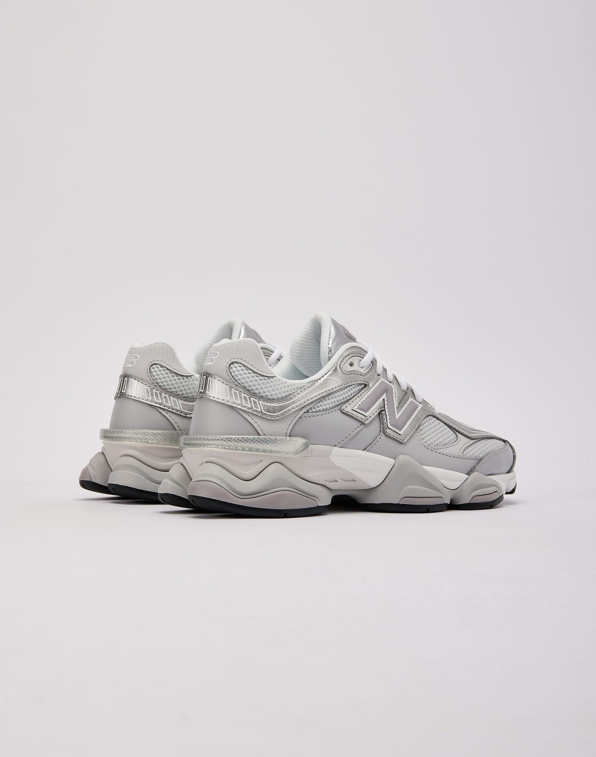 New Balance 9060 Grade-School - Image 3