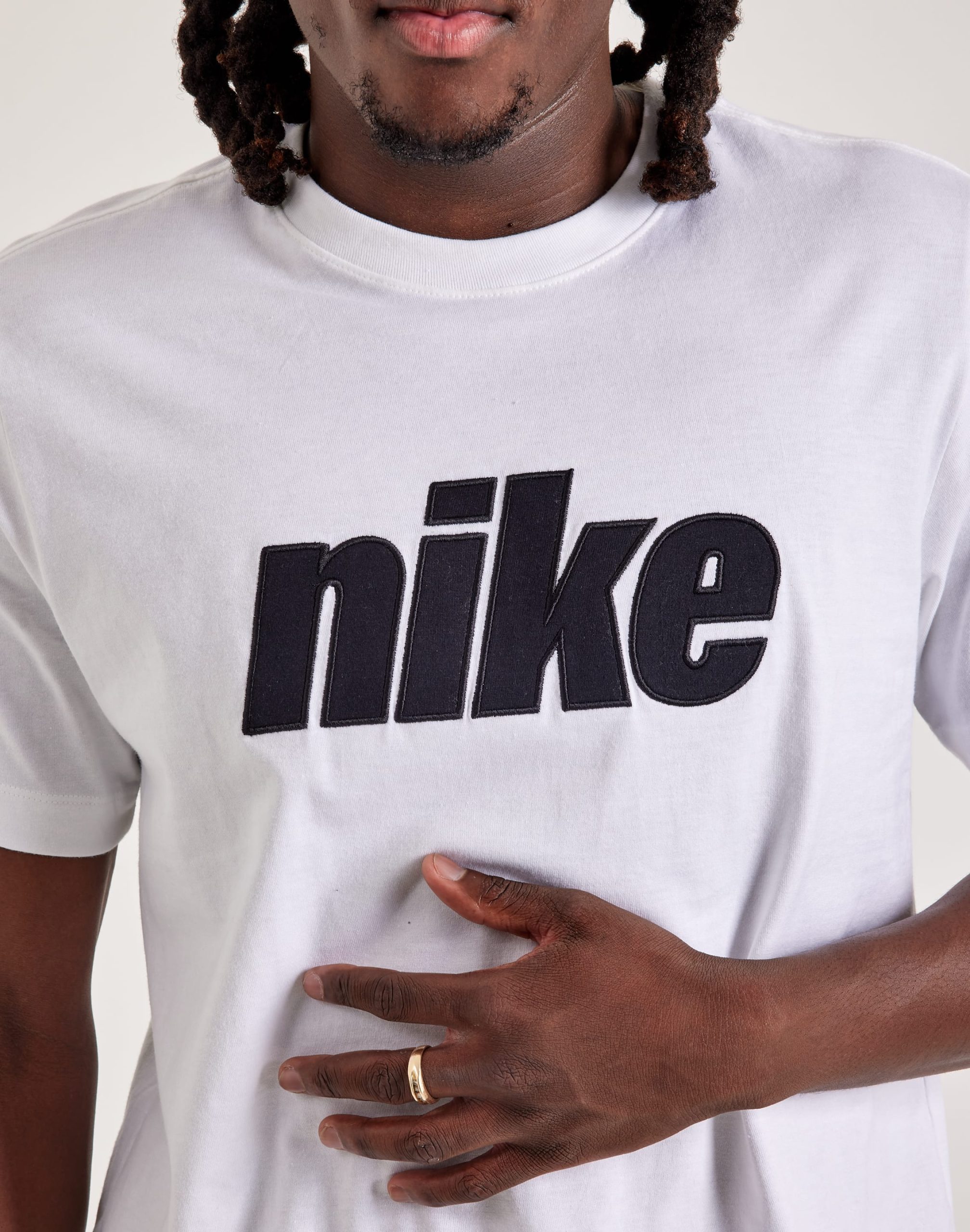 Nike Embroidered Logo Tee - Image 2