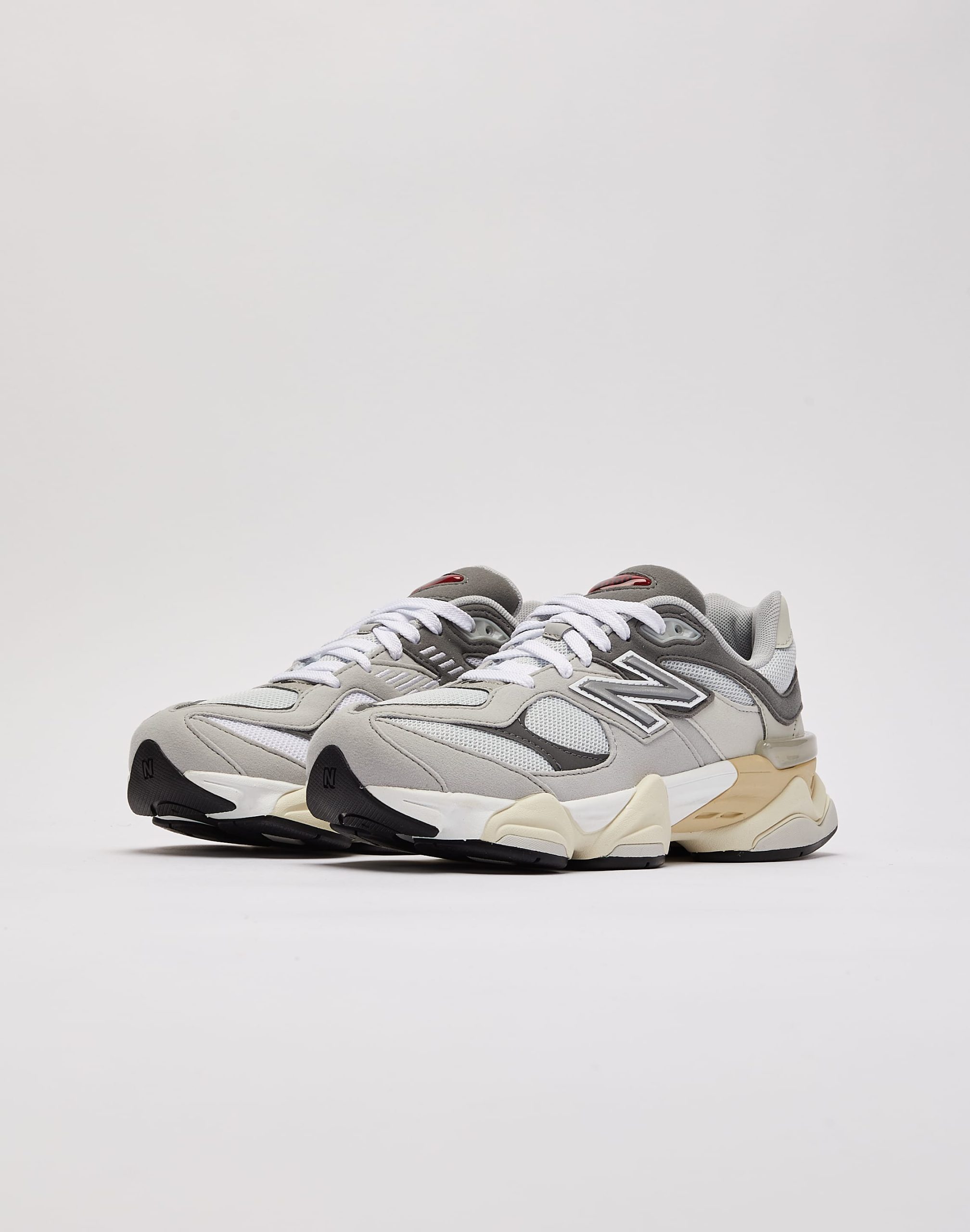 New Balance 9060 Grade-School - Image 2