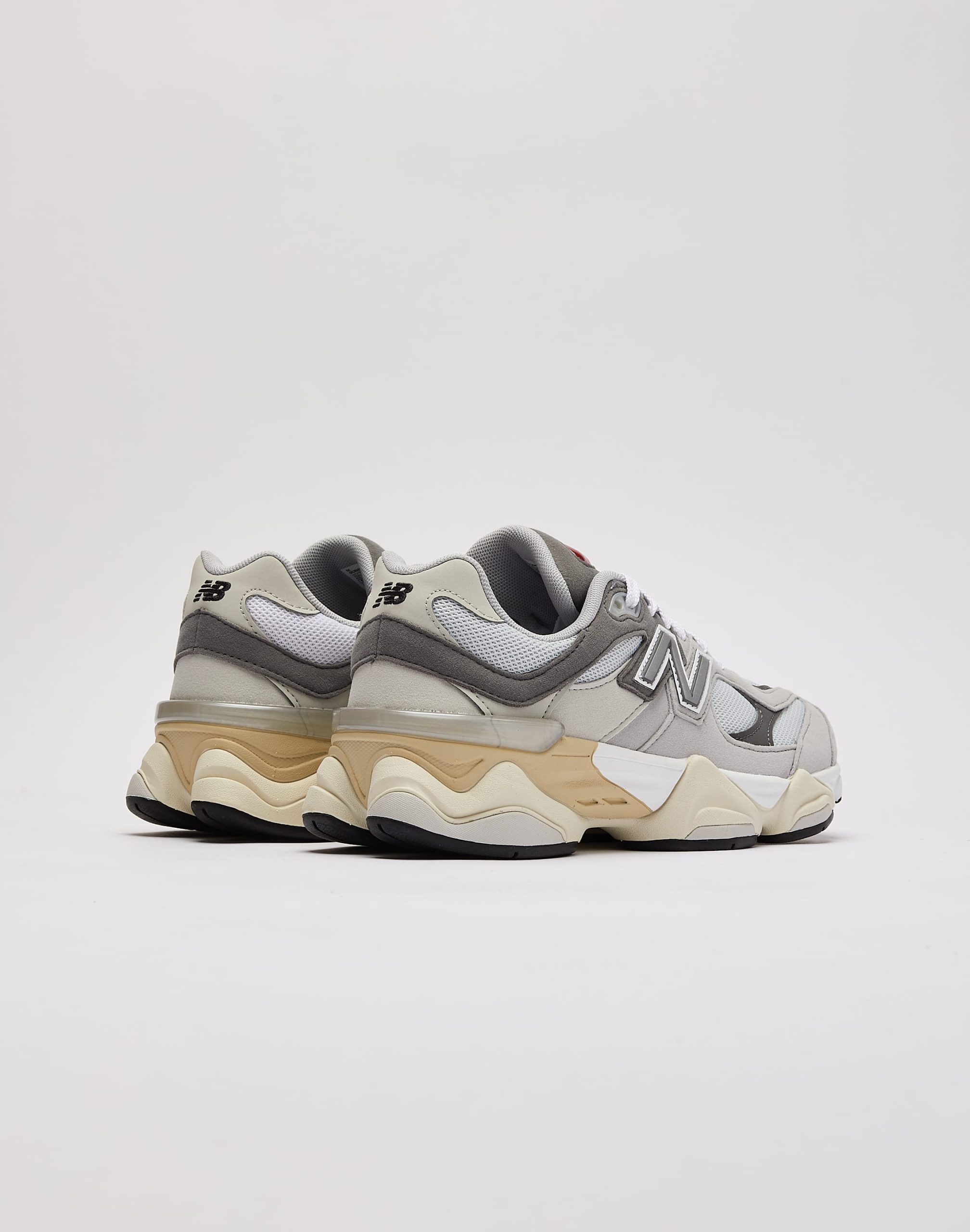 New Balance 9060 Grade-School - Image 3