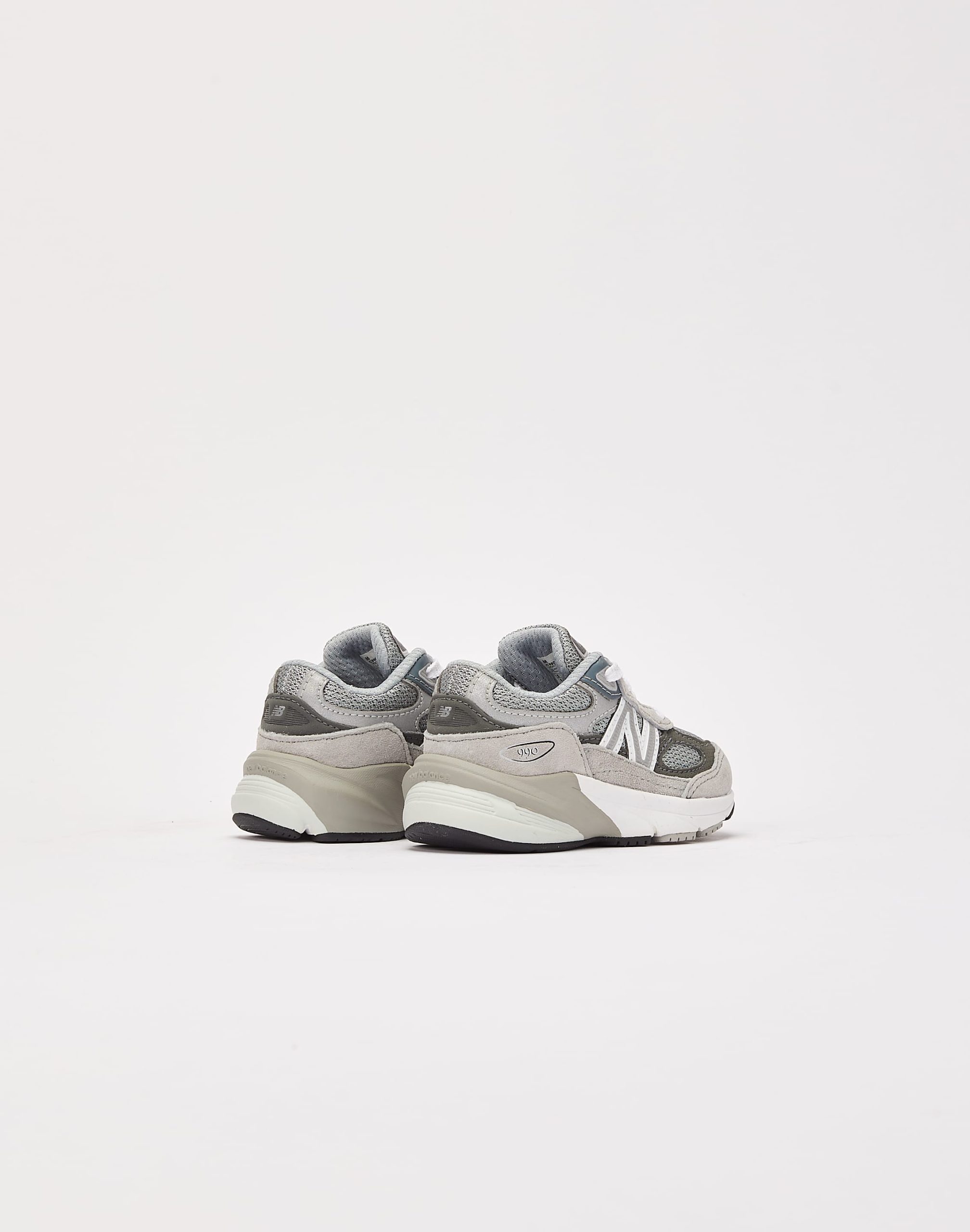 New Balance 990v6 Toddler - Image 3