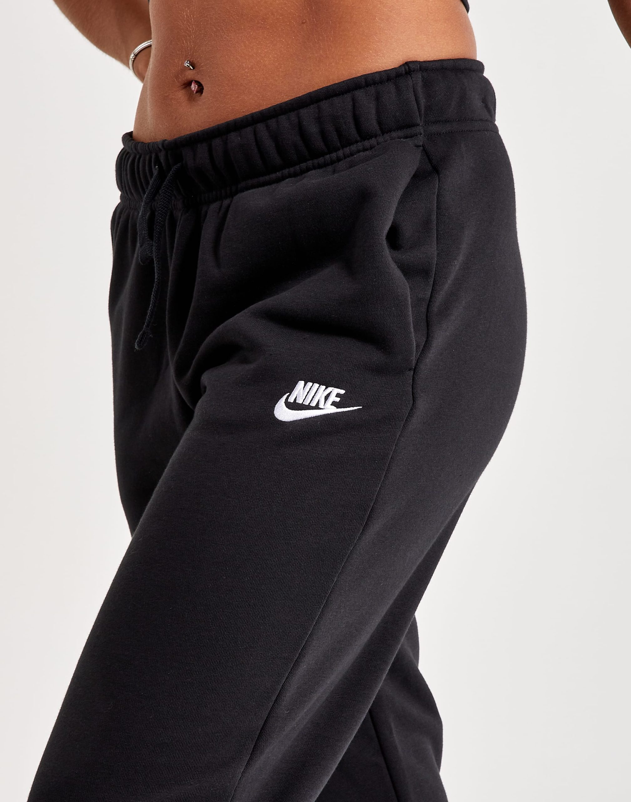 Nike Club Fleece Mid-Rise Pants - Image 4