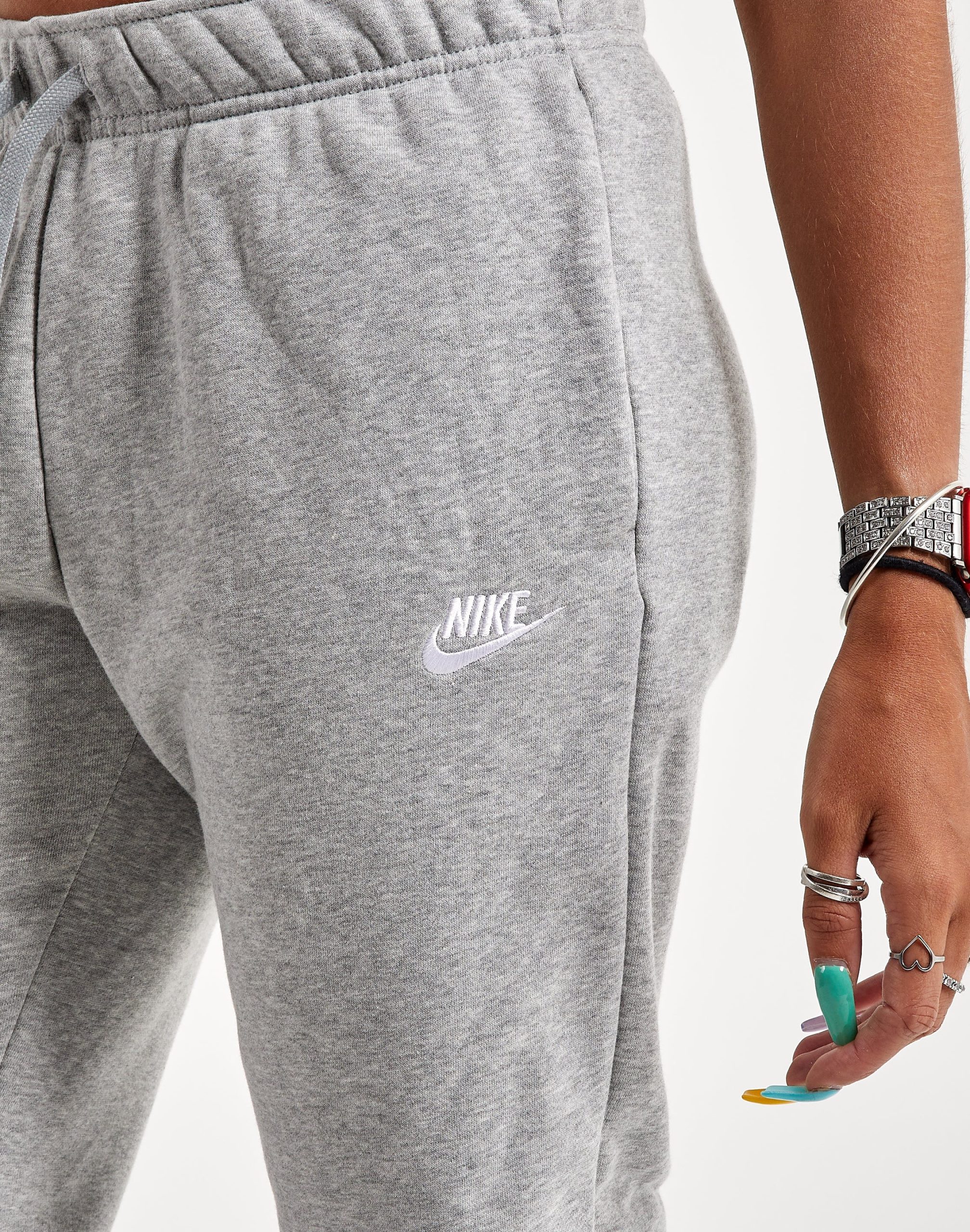 Nike Club Fleece Mid-Rise Pants - Image 4