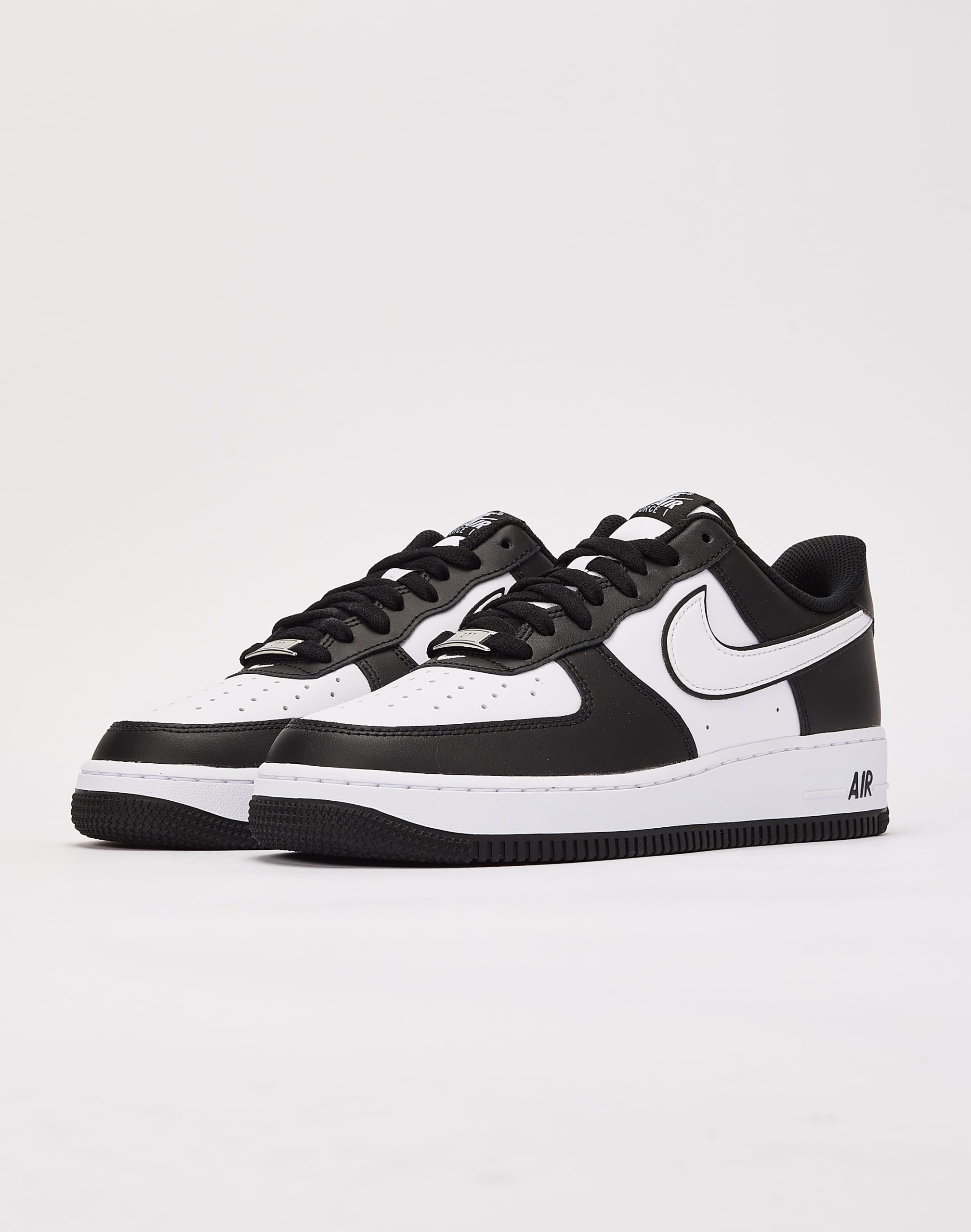 Nike Air Force 1 Low '07 - Image 2