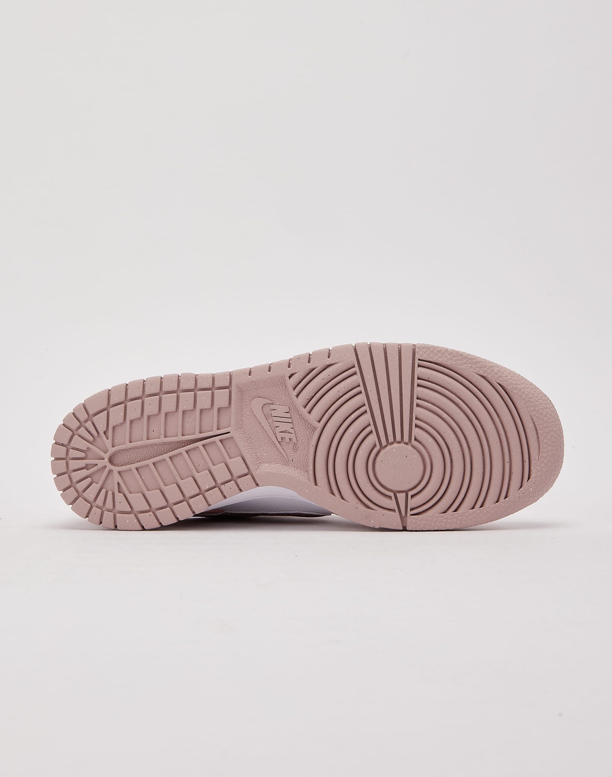 Nike Dunk Low Grade-School - Image 4