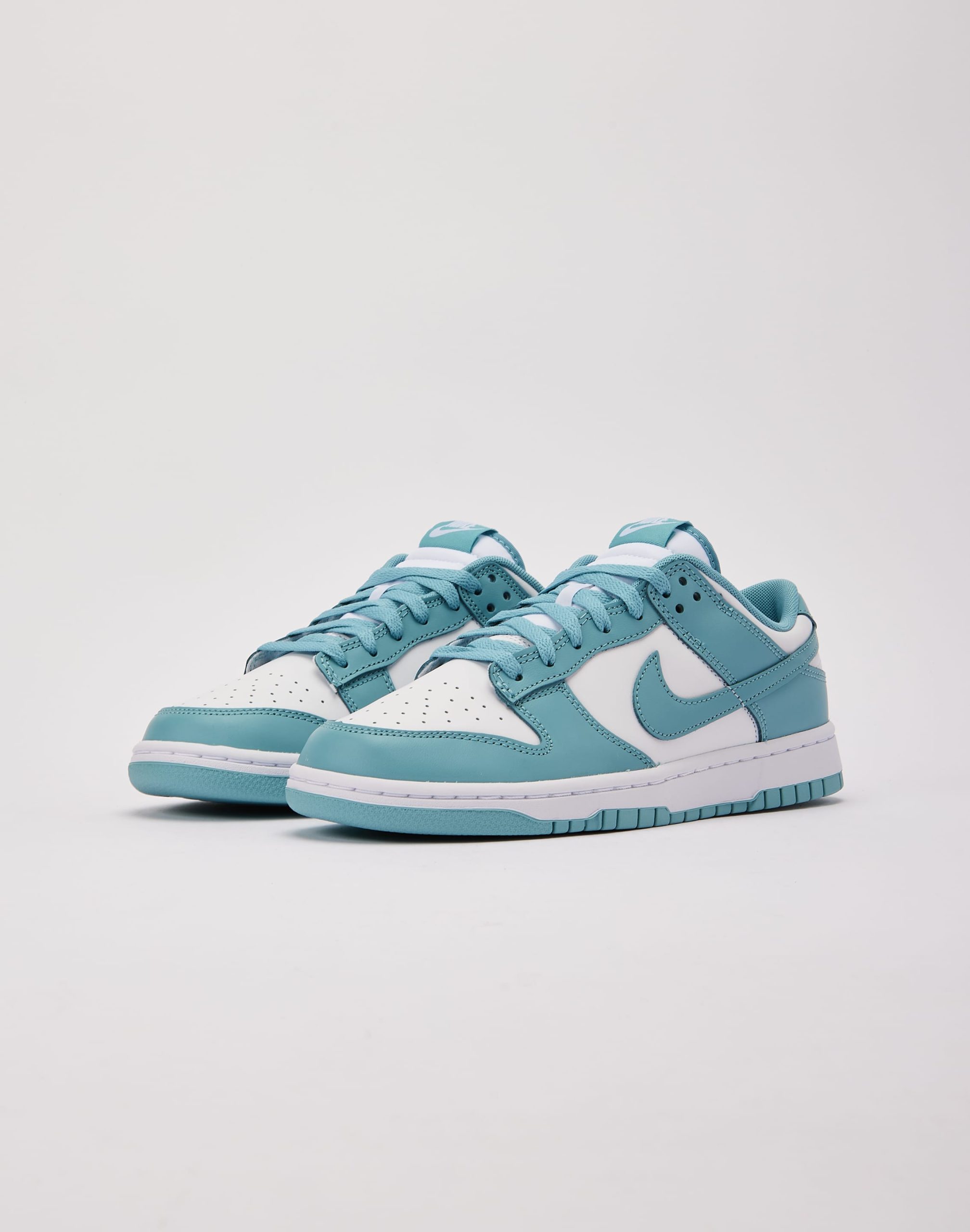 Nike Dunk Low Retro - Image 2